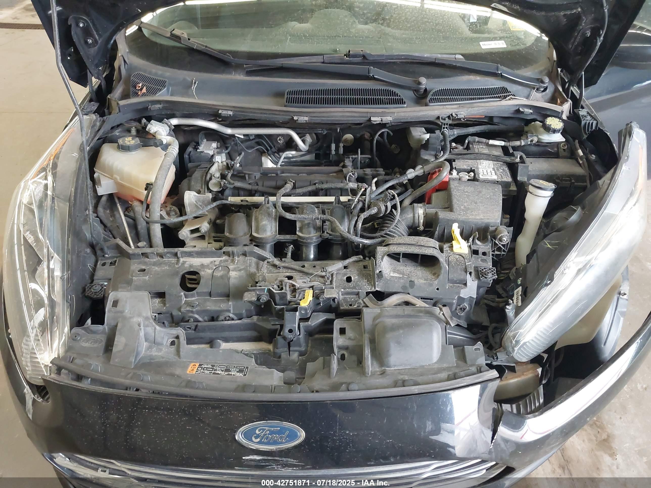 FORD FIESTA image 10