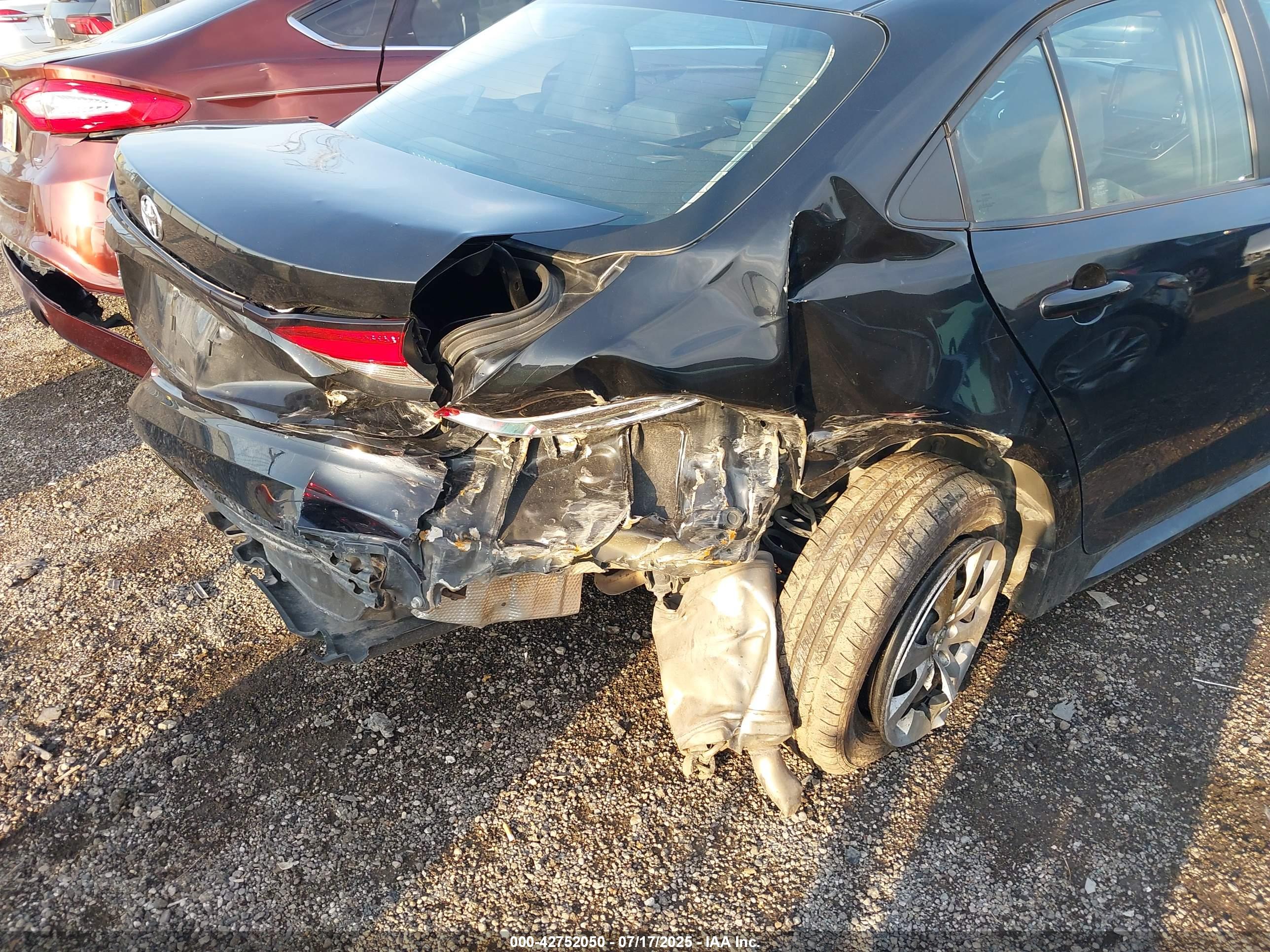 TOYOTA COROLLA image 6