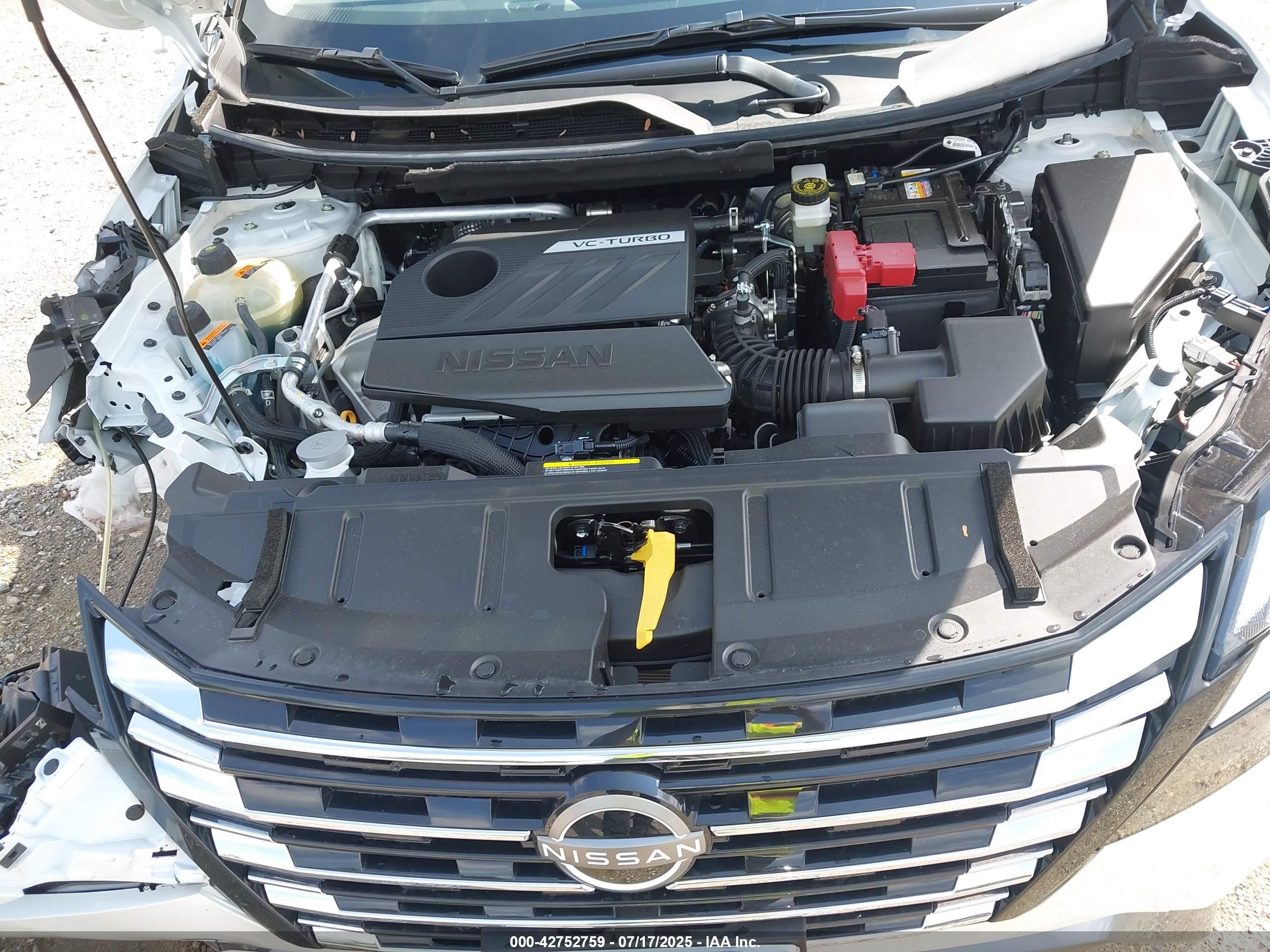 NISSAN ROGUE image 10