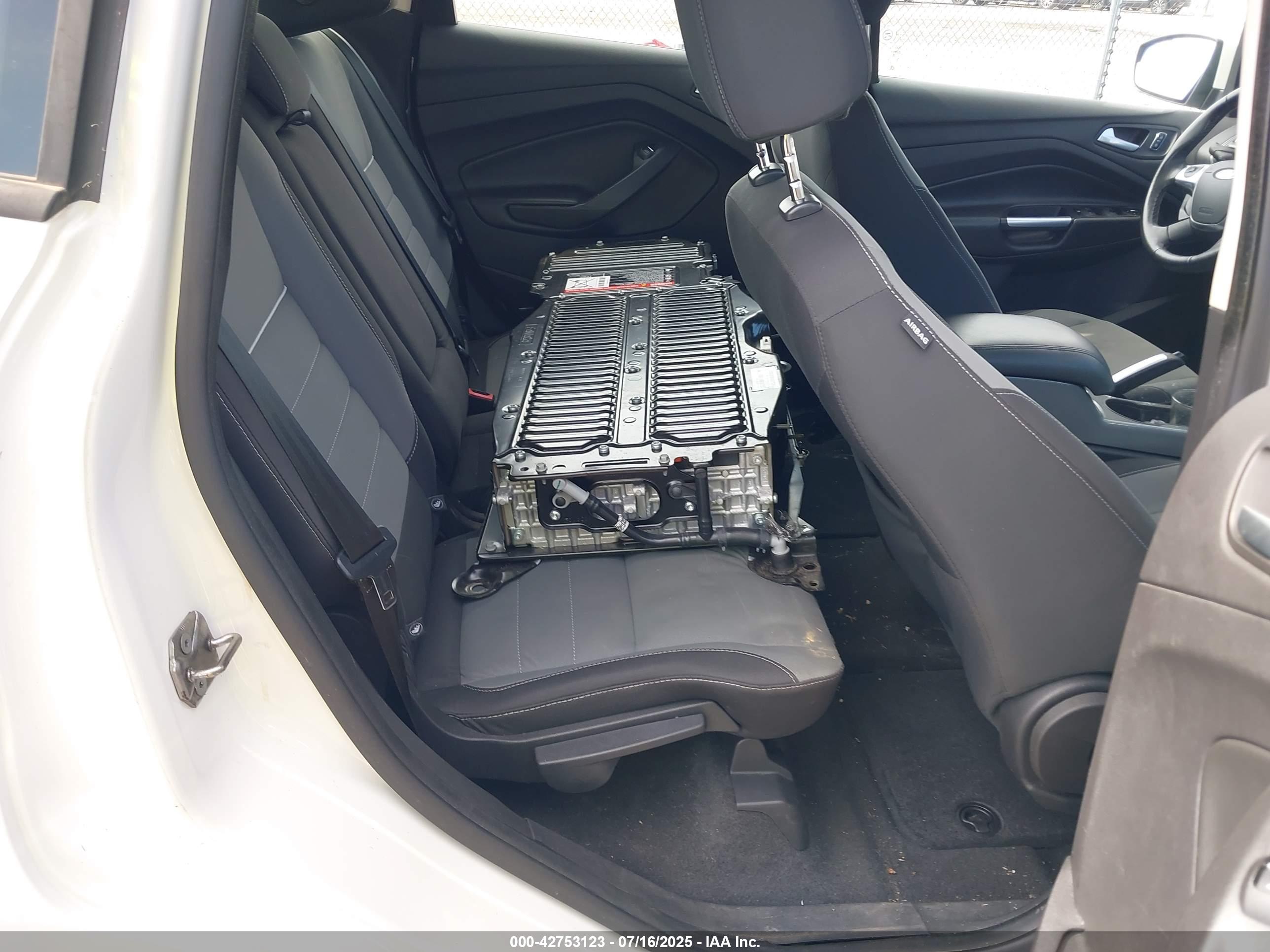FORD C-MAX image 8