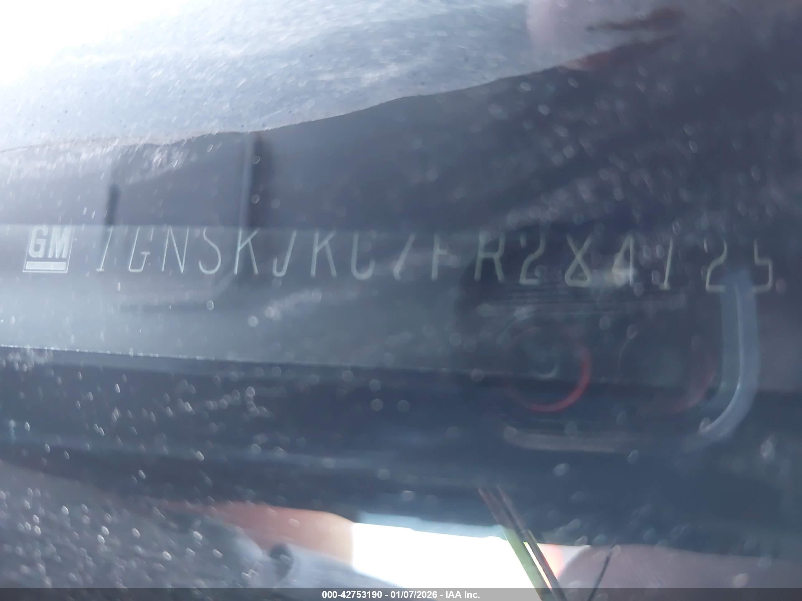 CHEVROLET SUBURBAN image 9