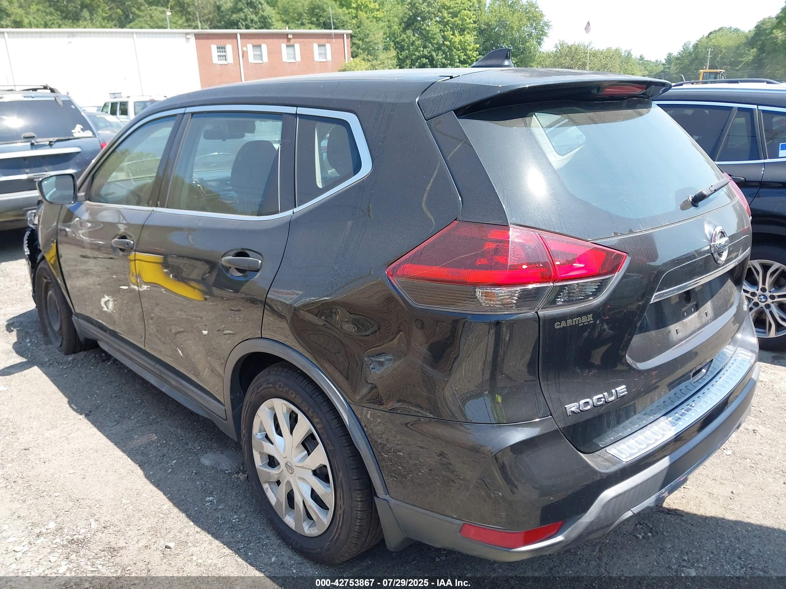 NISSAN ROGUE image 3