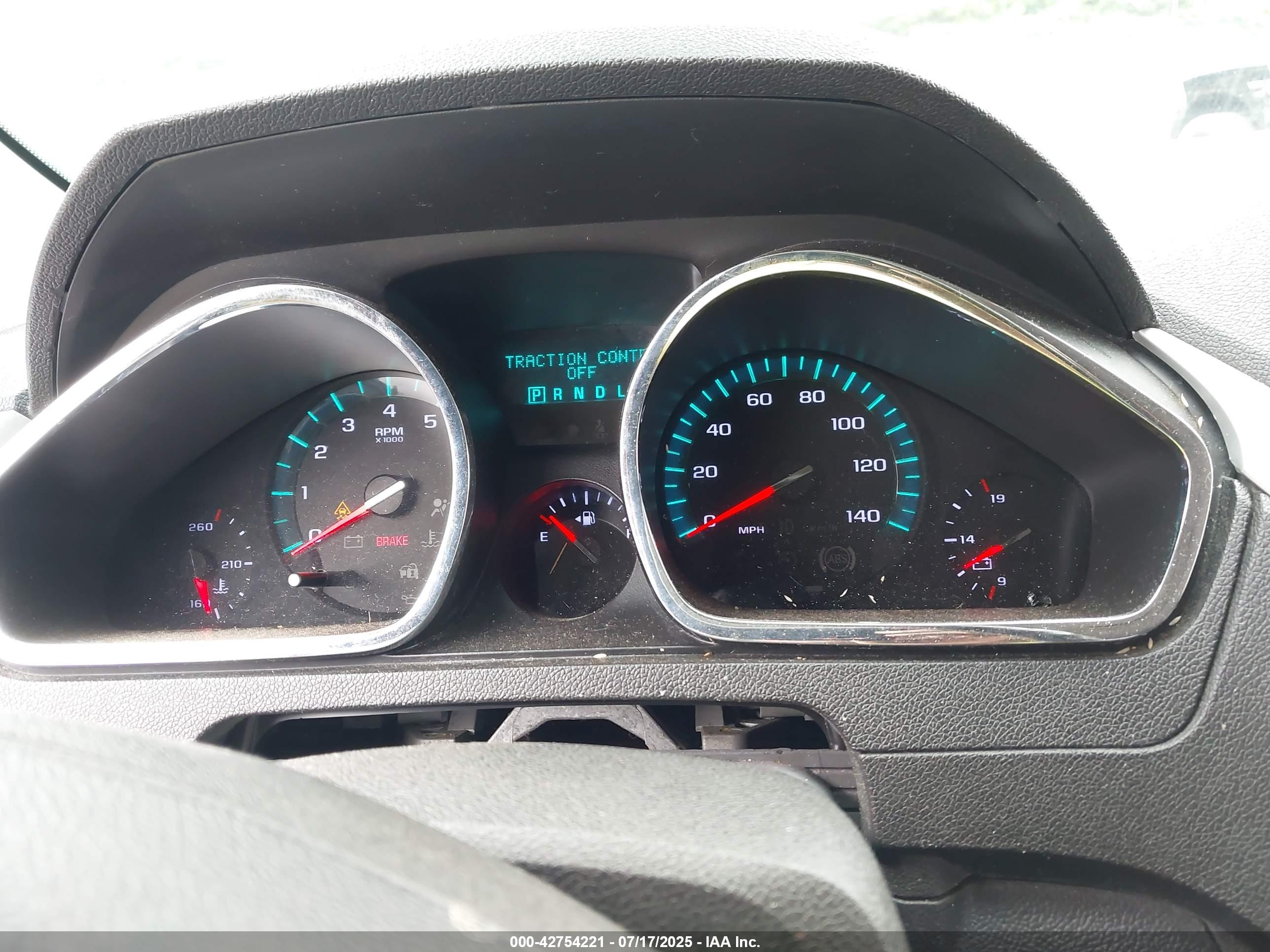 CHEVROLET TRAVERSE image 7