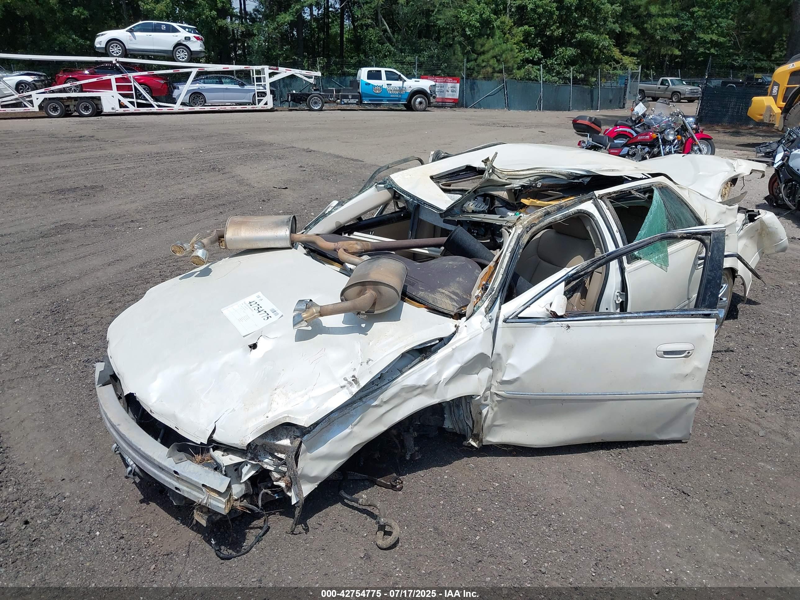 CADILLAC DTS image 6