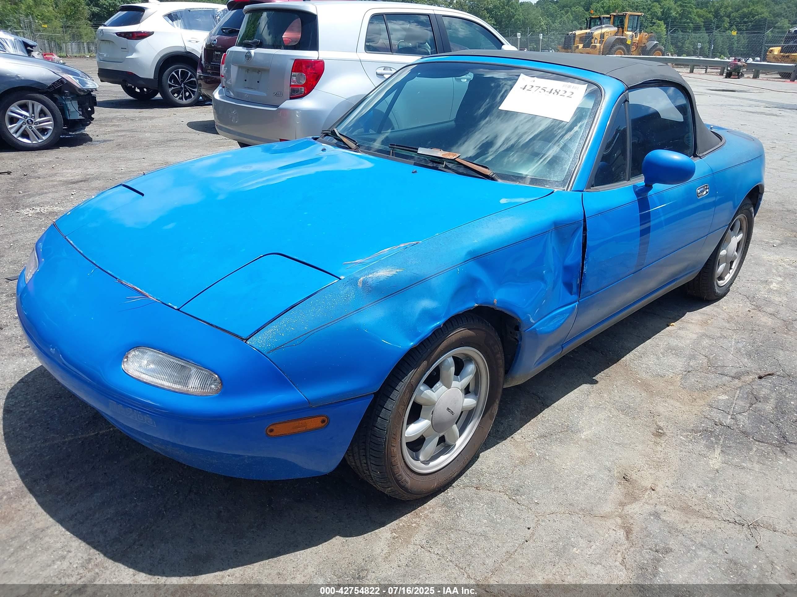 MAZDA MX-5 image 2