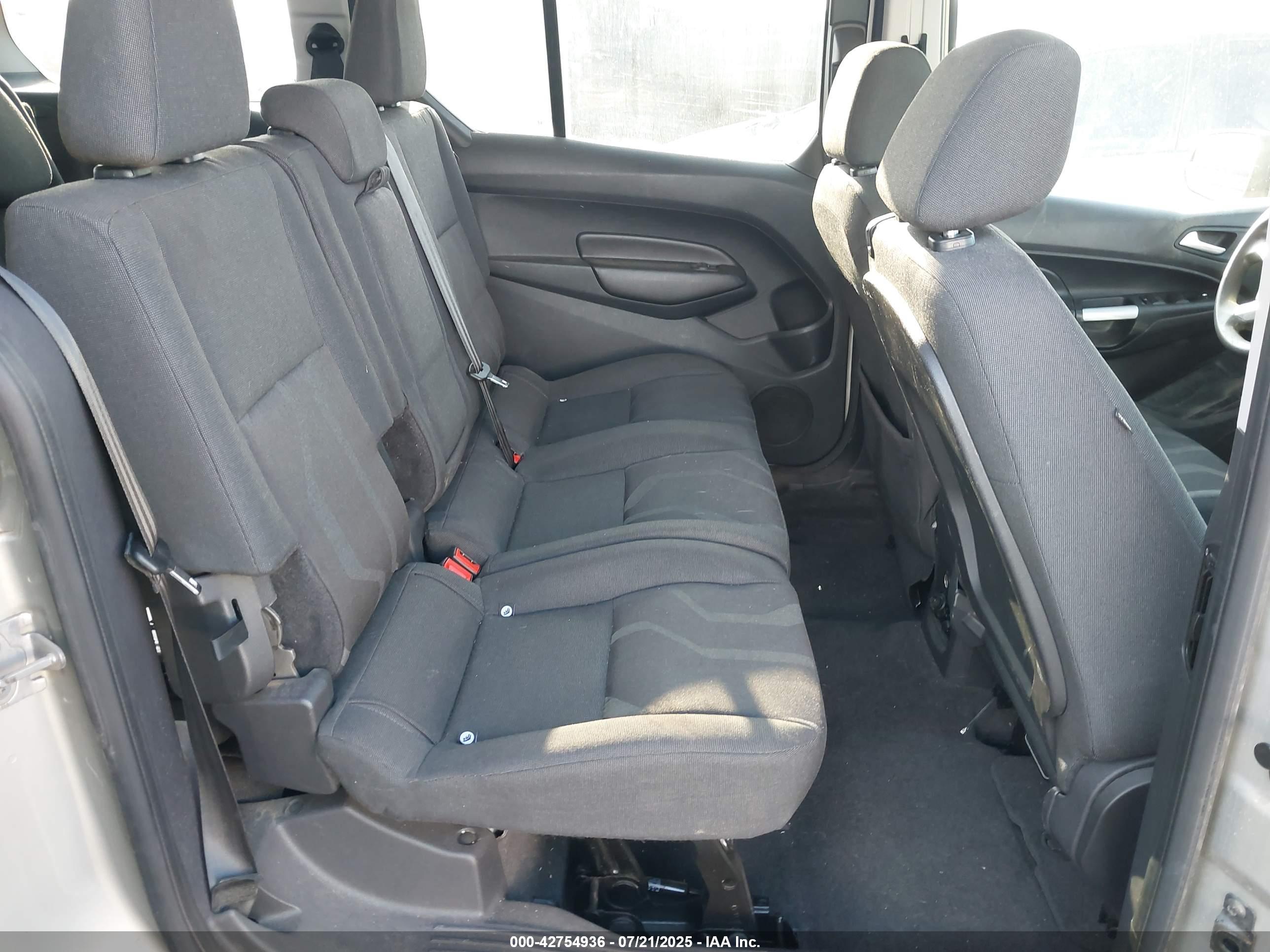 FORD TRANSIT image 8