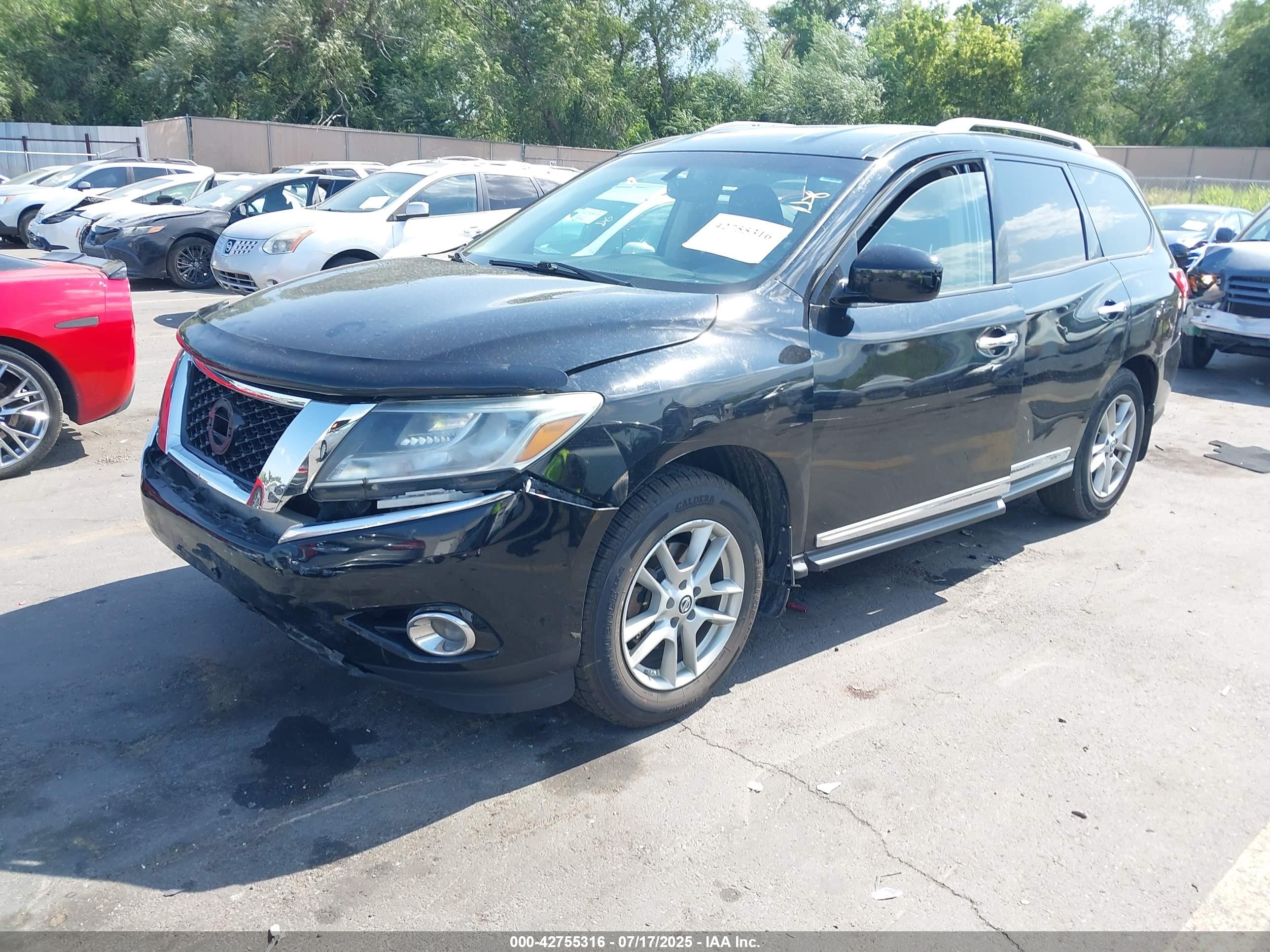 NISSAN PATHFINDER image 2