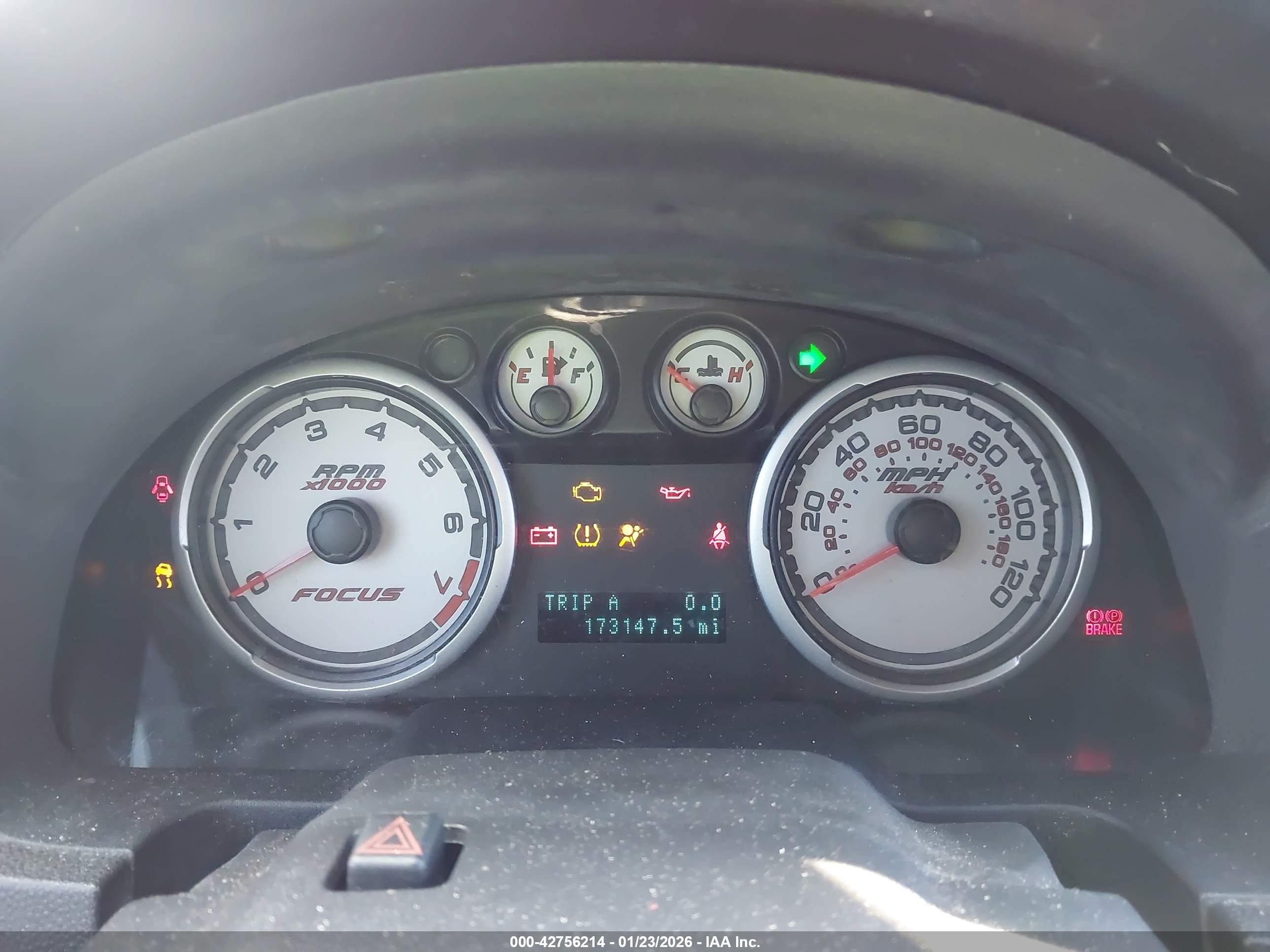 FORD FOCUS image 7