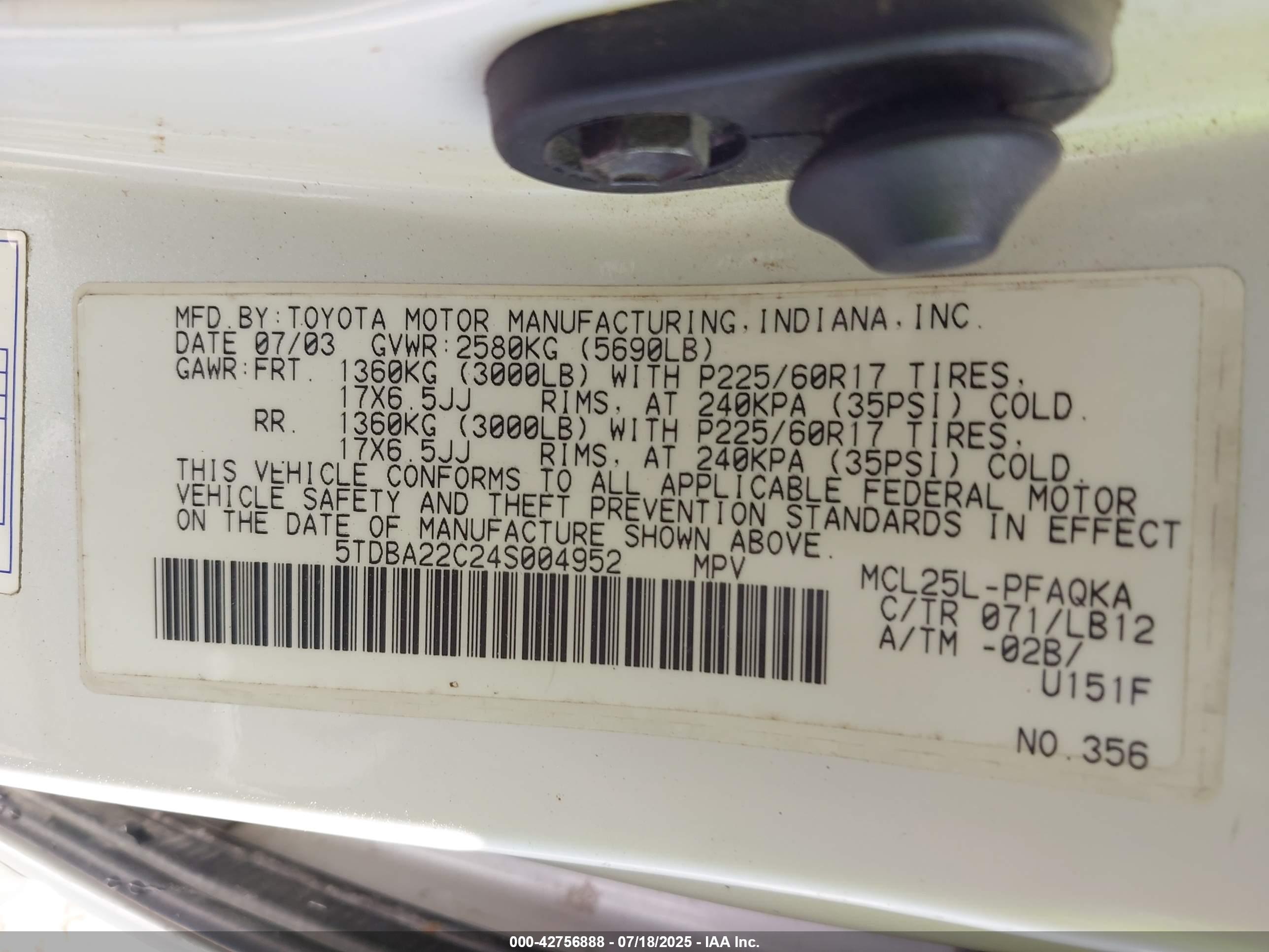 TOYOTA SIENNA image 9