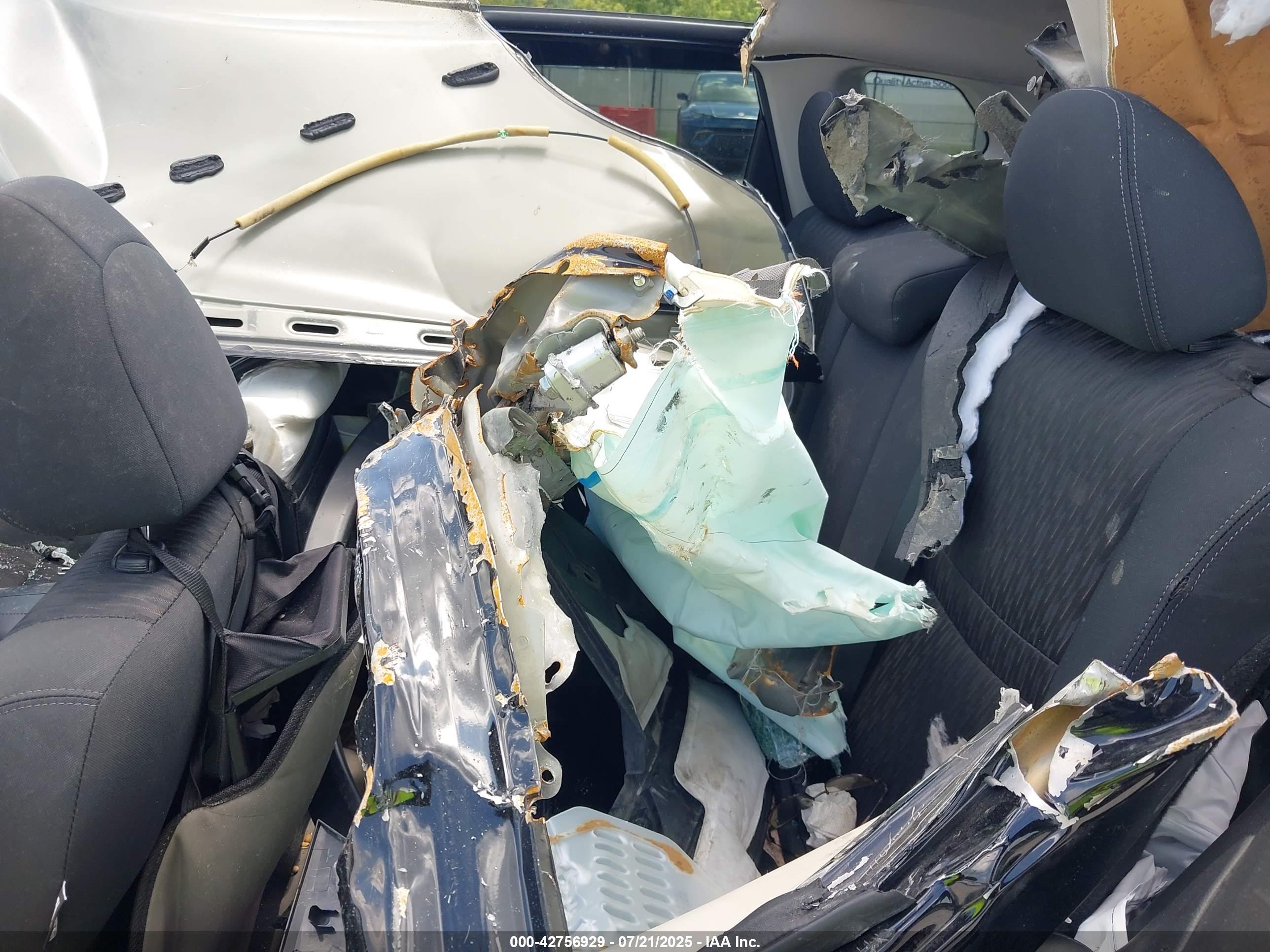NISSAN ROGUE image 8