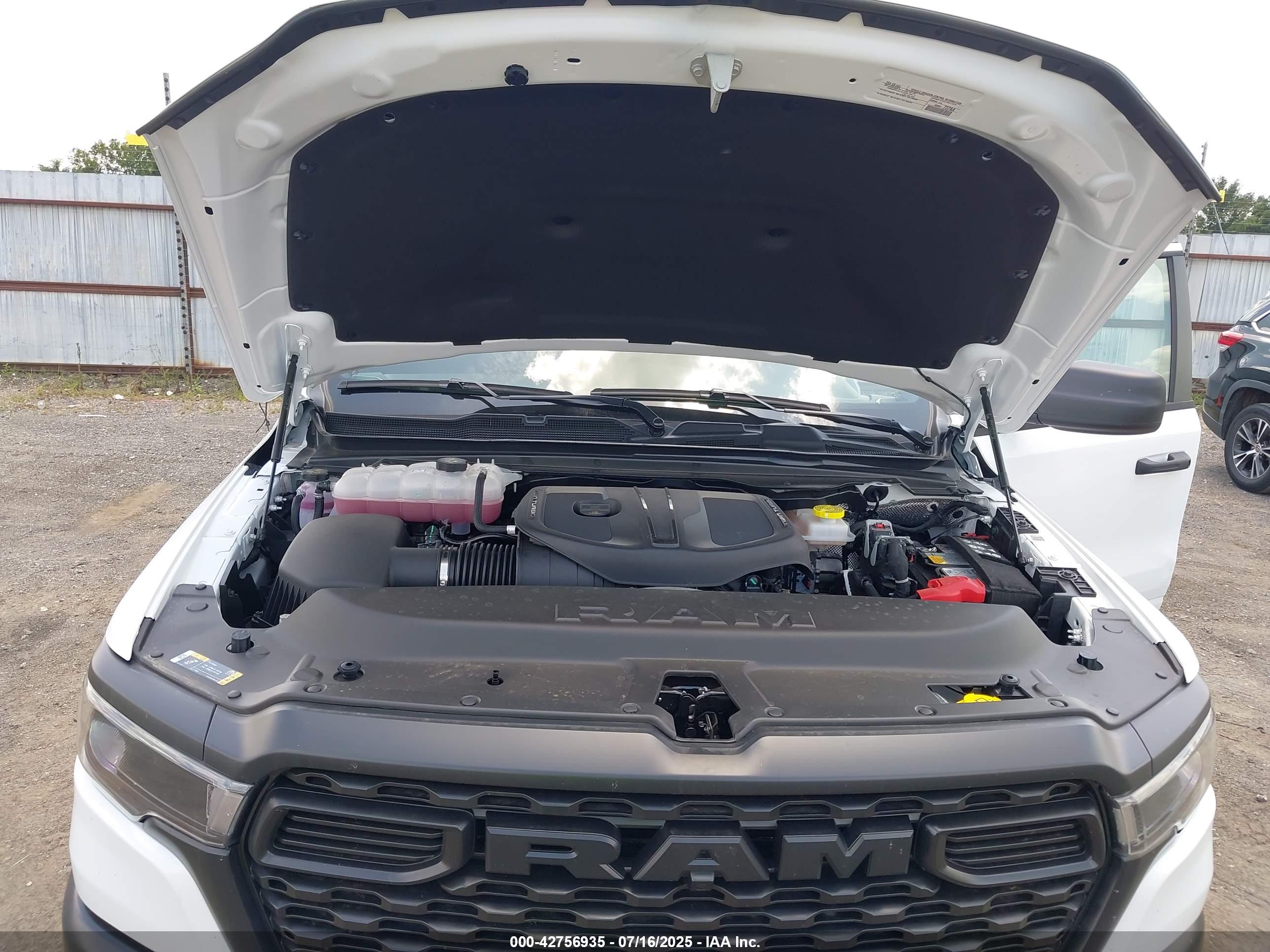 RAM 1500 image 10