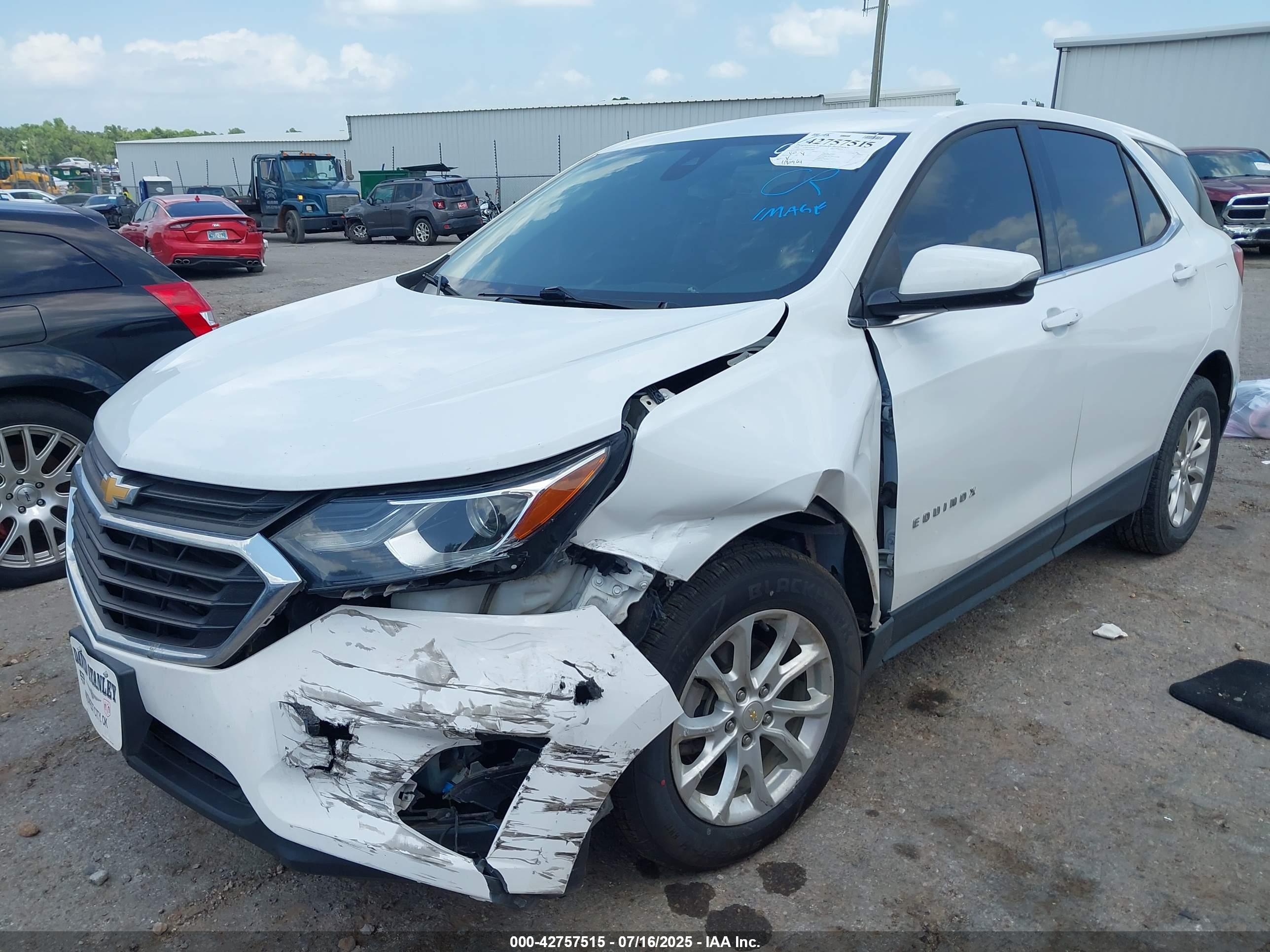 CHEVROLET EQUINOX image 2