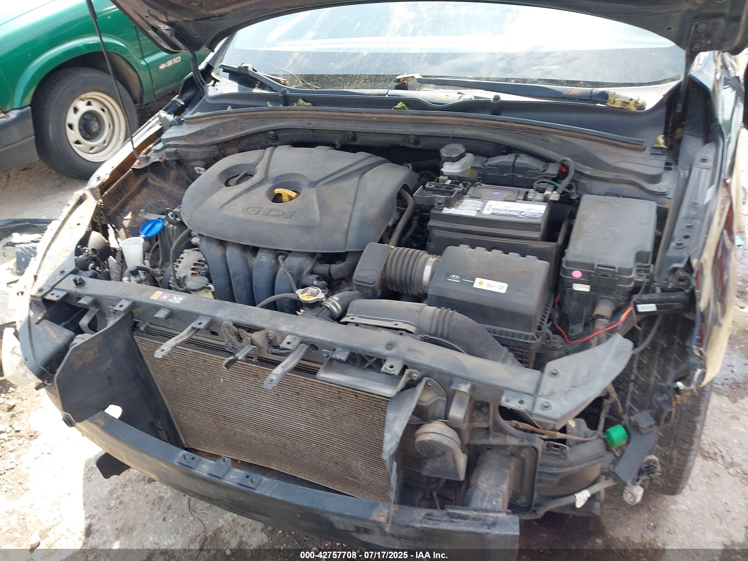 HYUNDAI ELANTRA image 10
