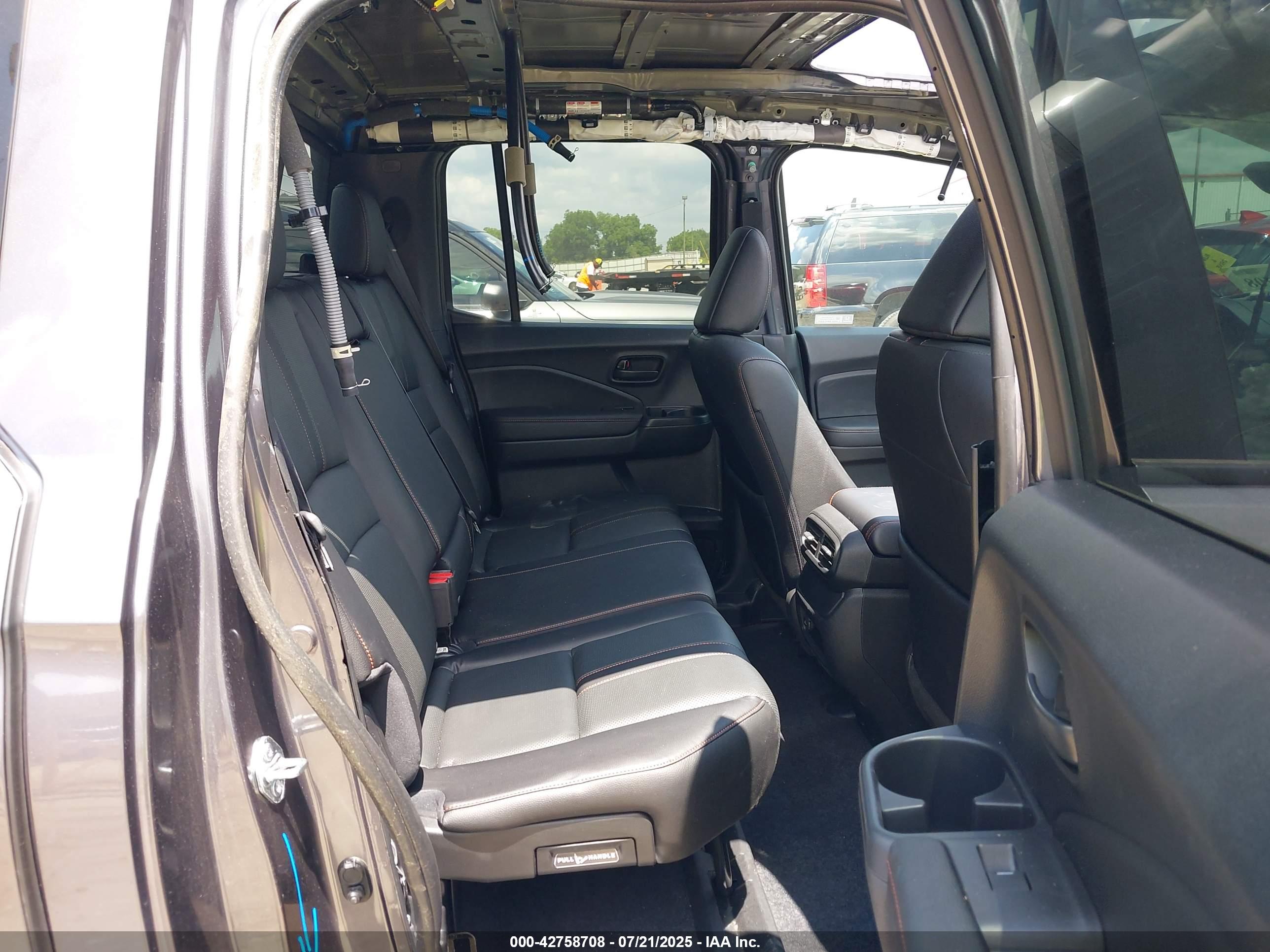 HONDA RIDGELINE image 8