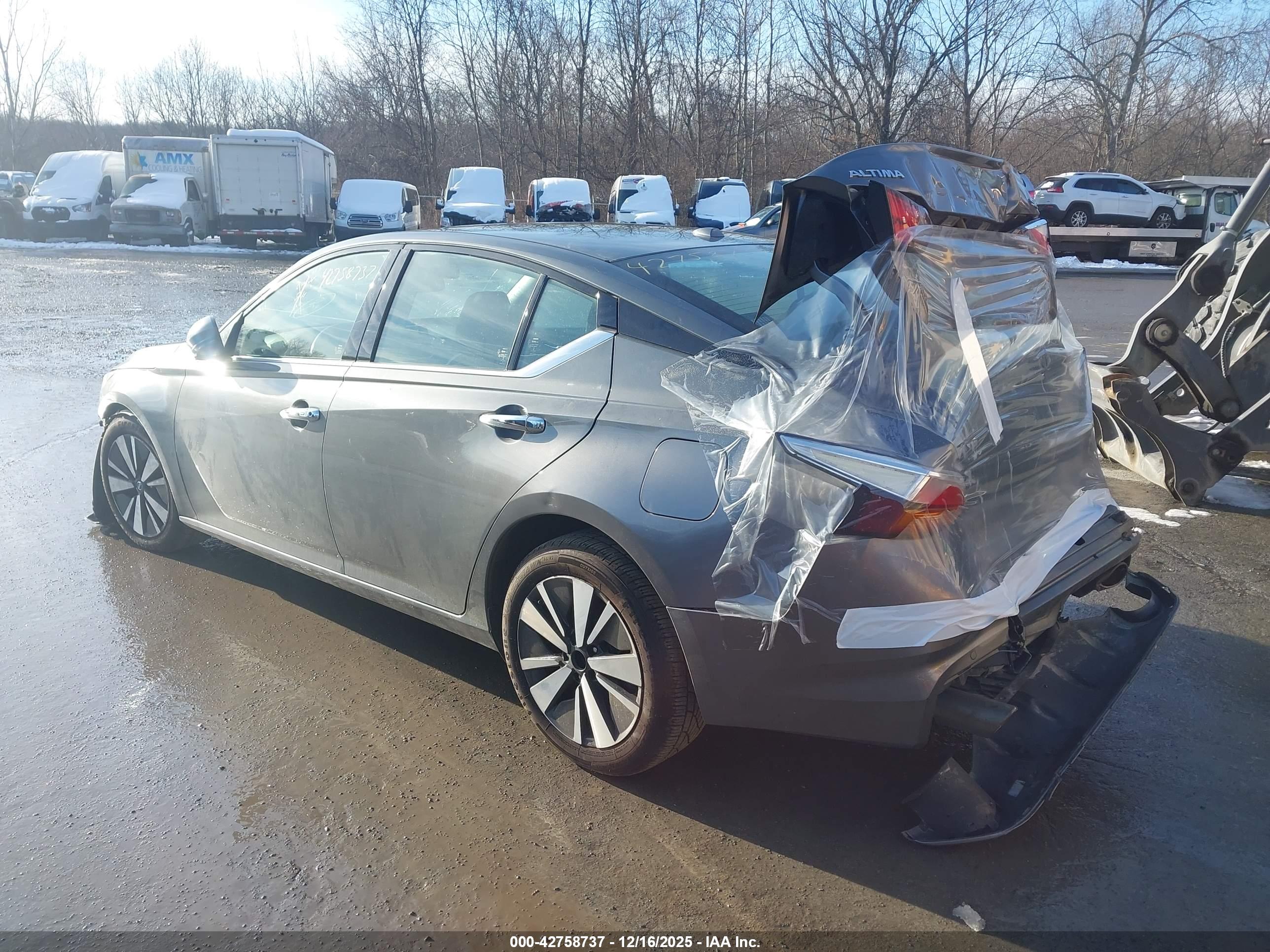 NISSAN ALTIMA image 3