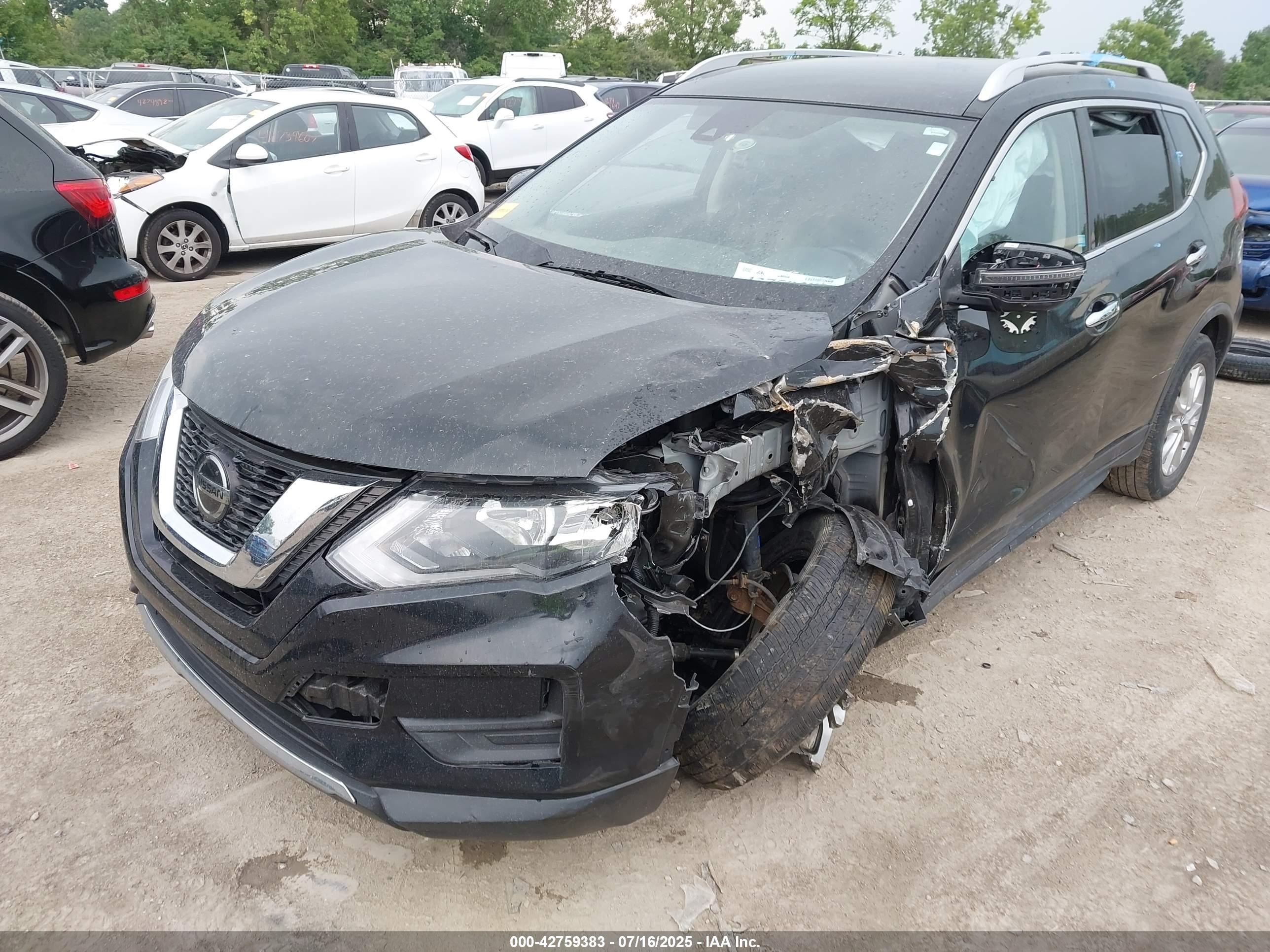 NISSAN ROGUE image 6