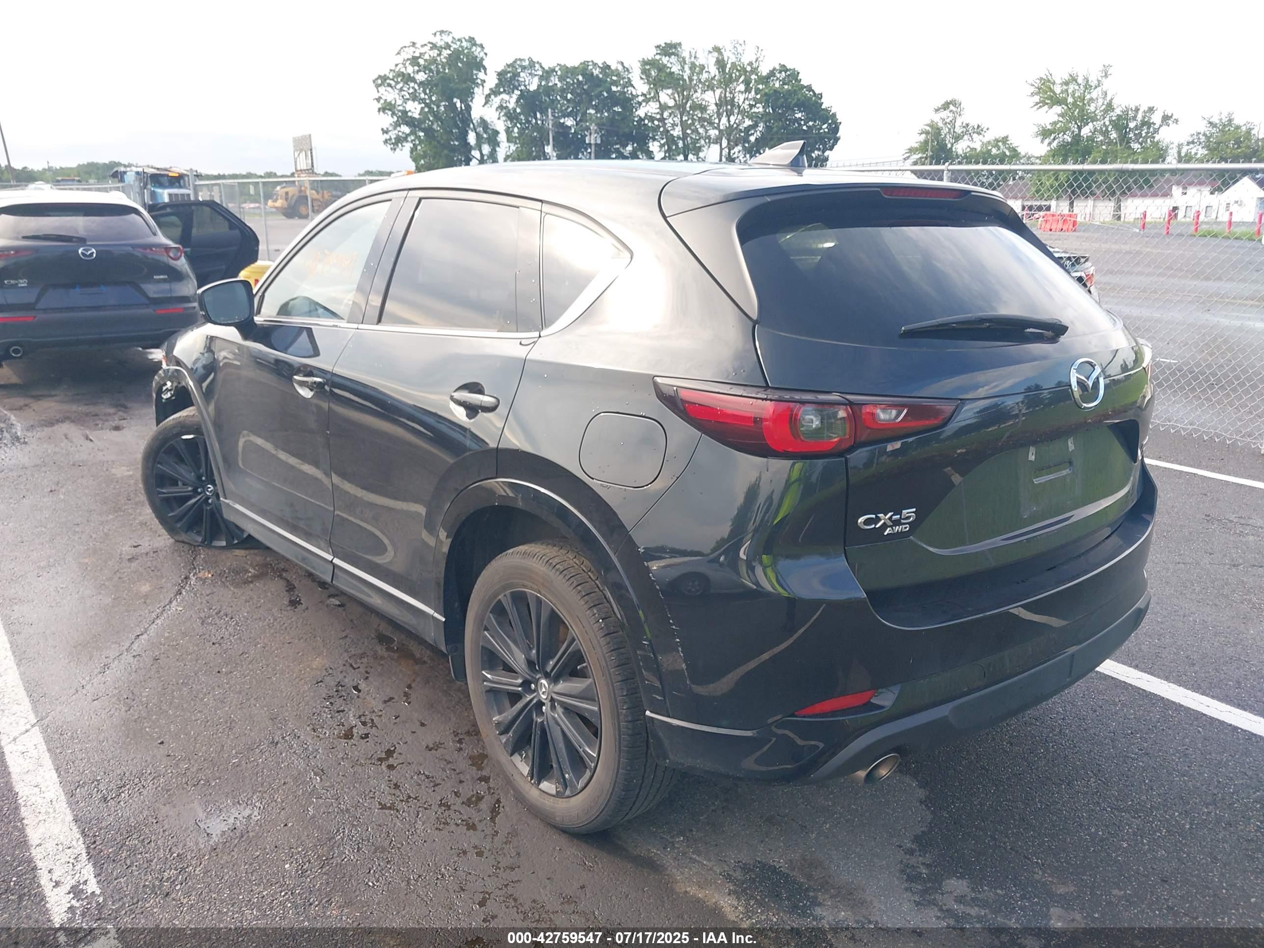 MAZDA CX-5 image 3