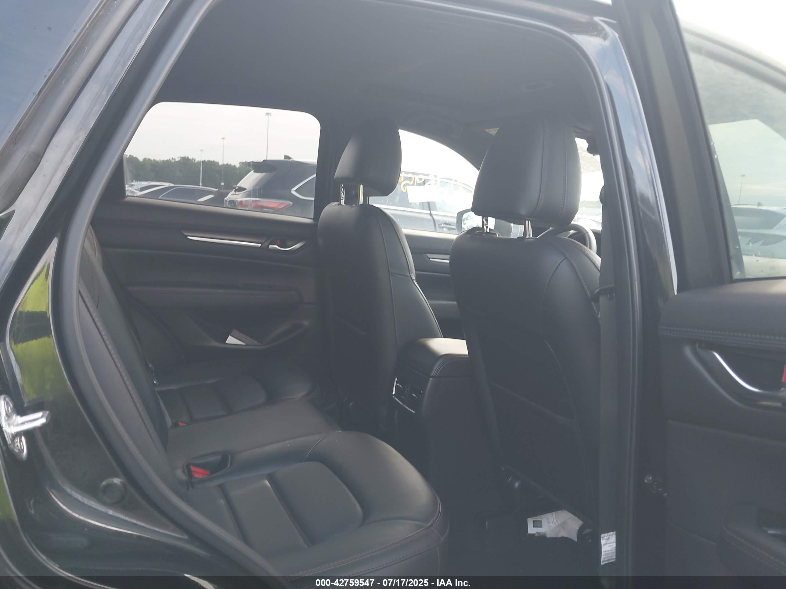 MAZDA CX-5 image 8