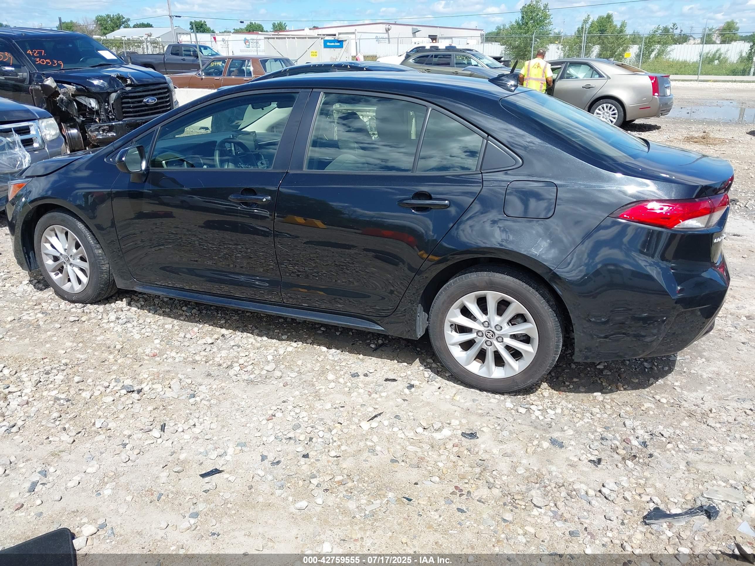 TOYOTA COROLLA image 3