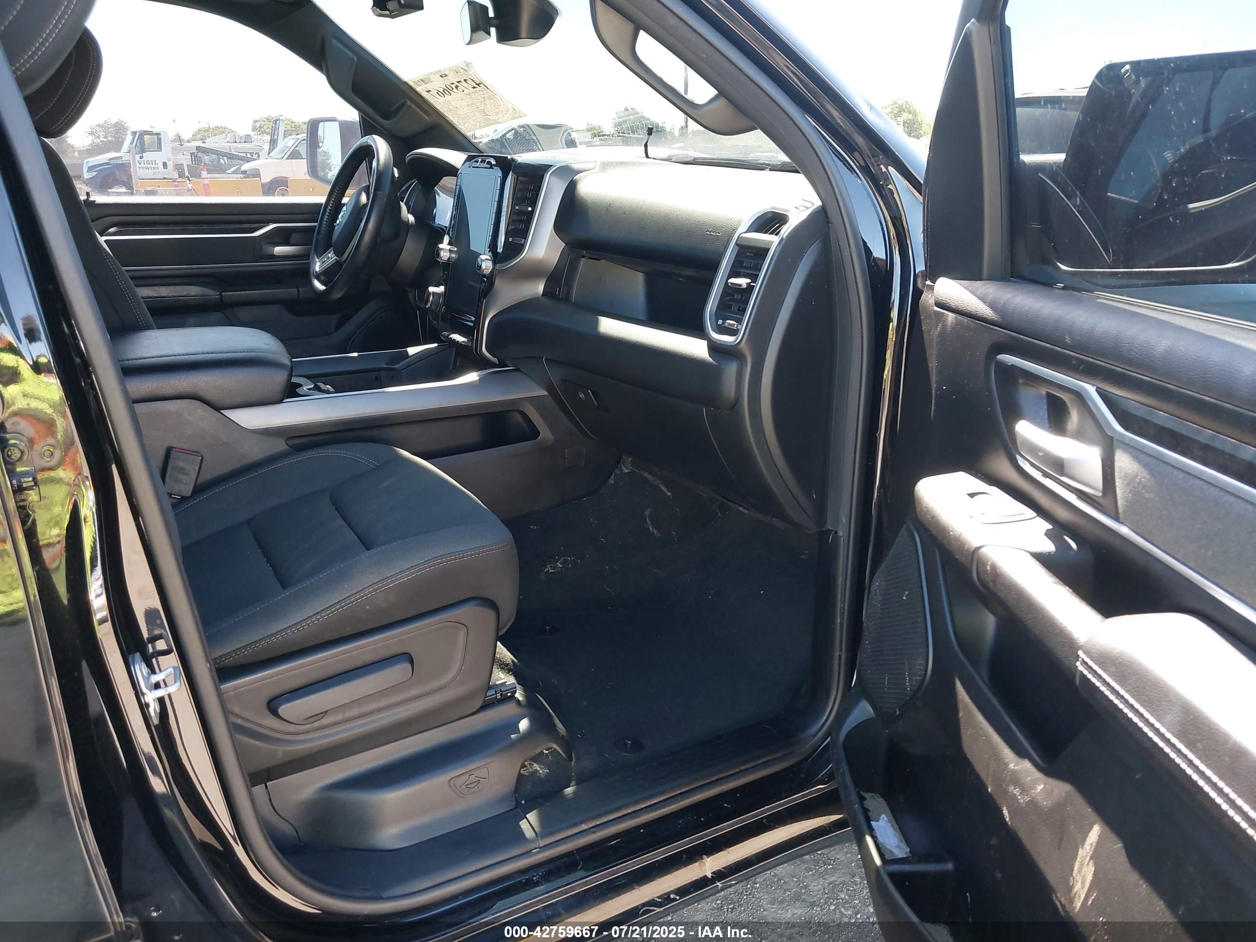RAM 1500 image 5