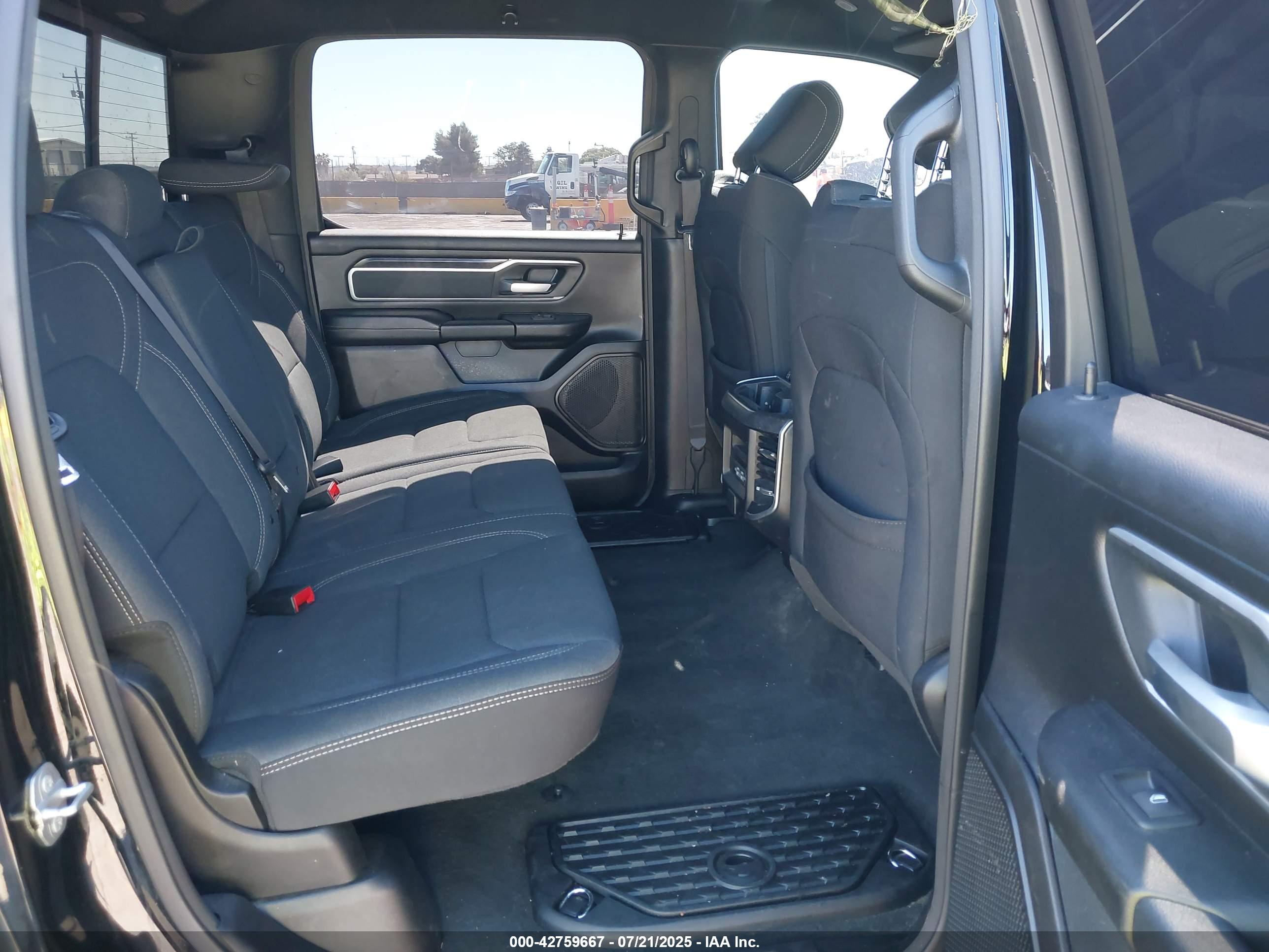 RAM 1500 image 8