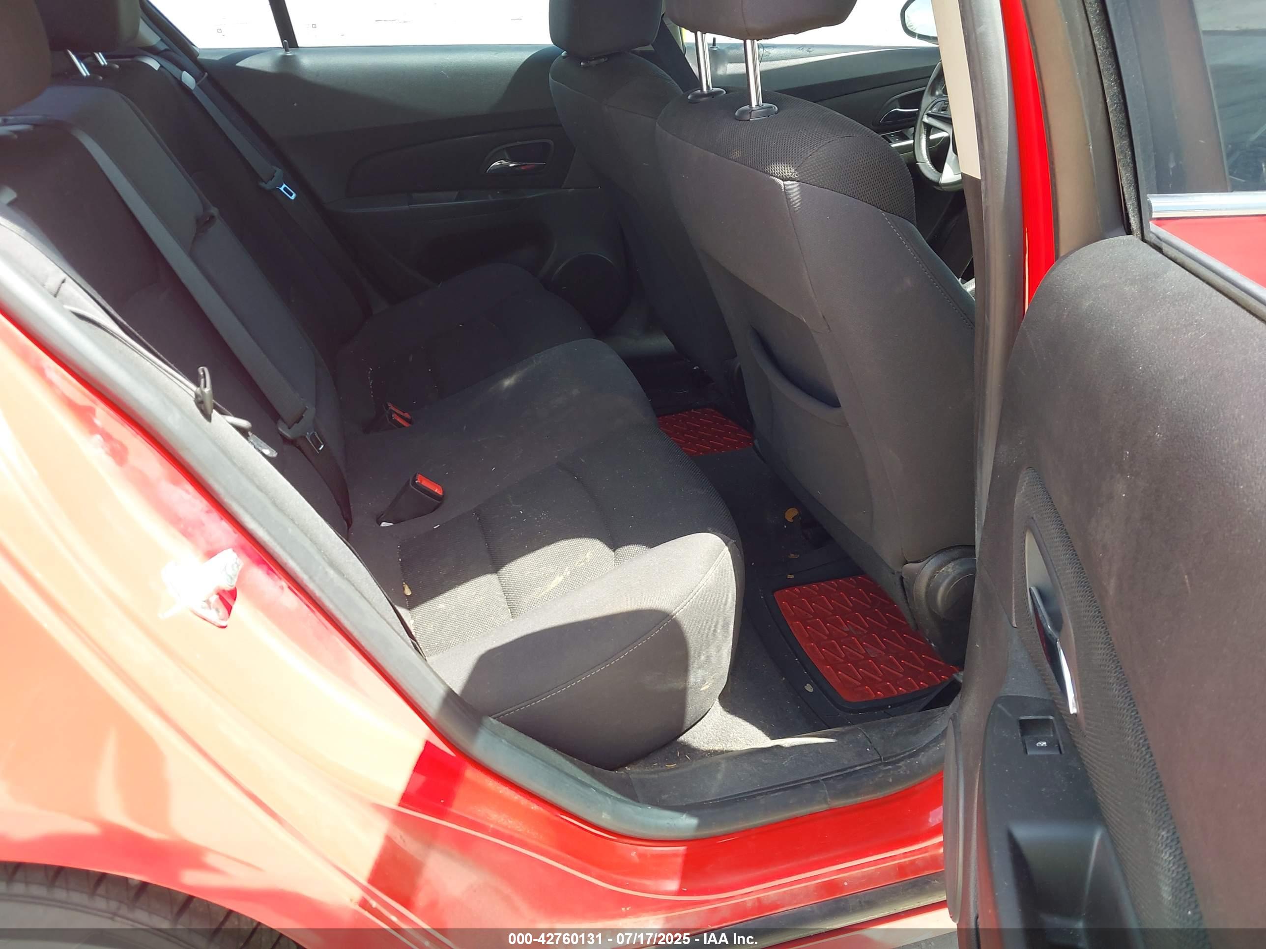 CHEVROLET CRUZE image 8