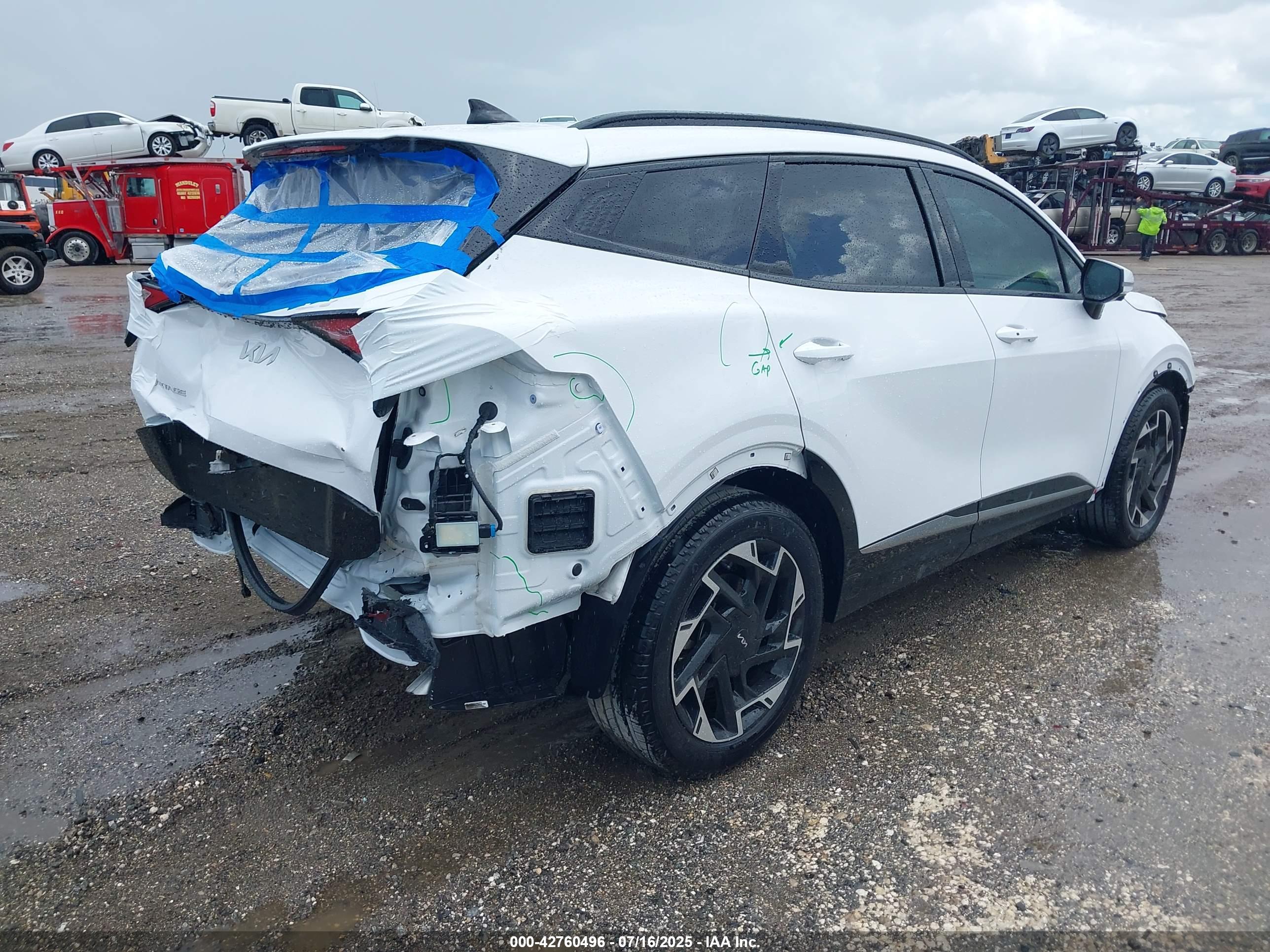 KIA SPORTAGE image 4