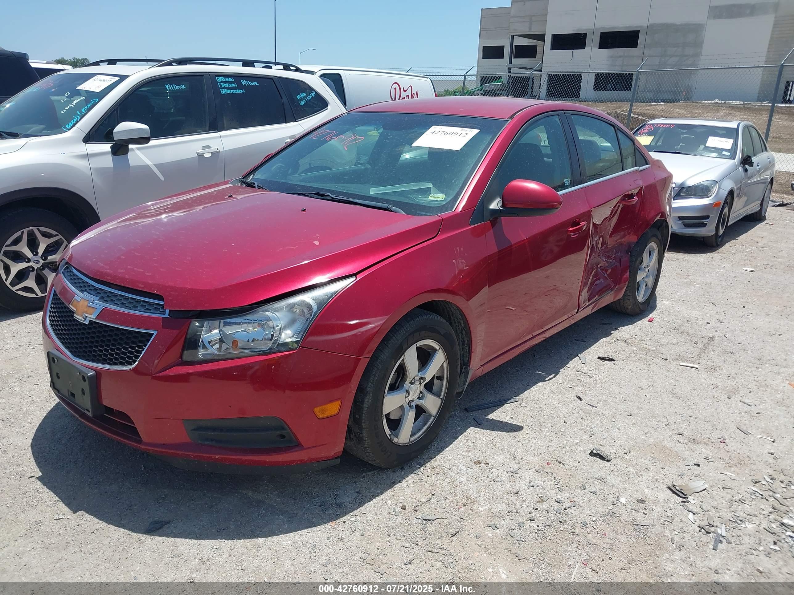 CHEVROLET CRUZE image 2