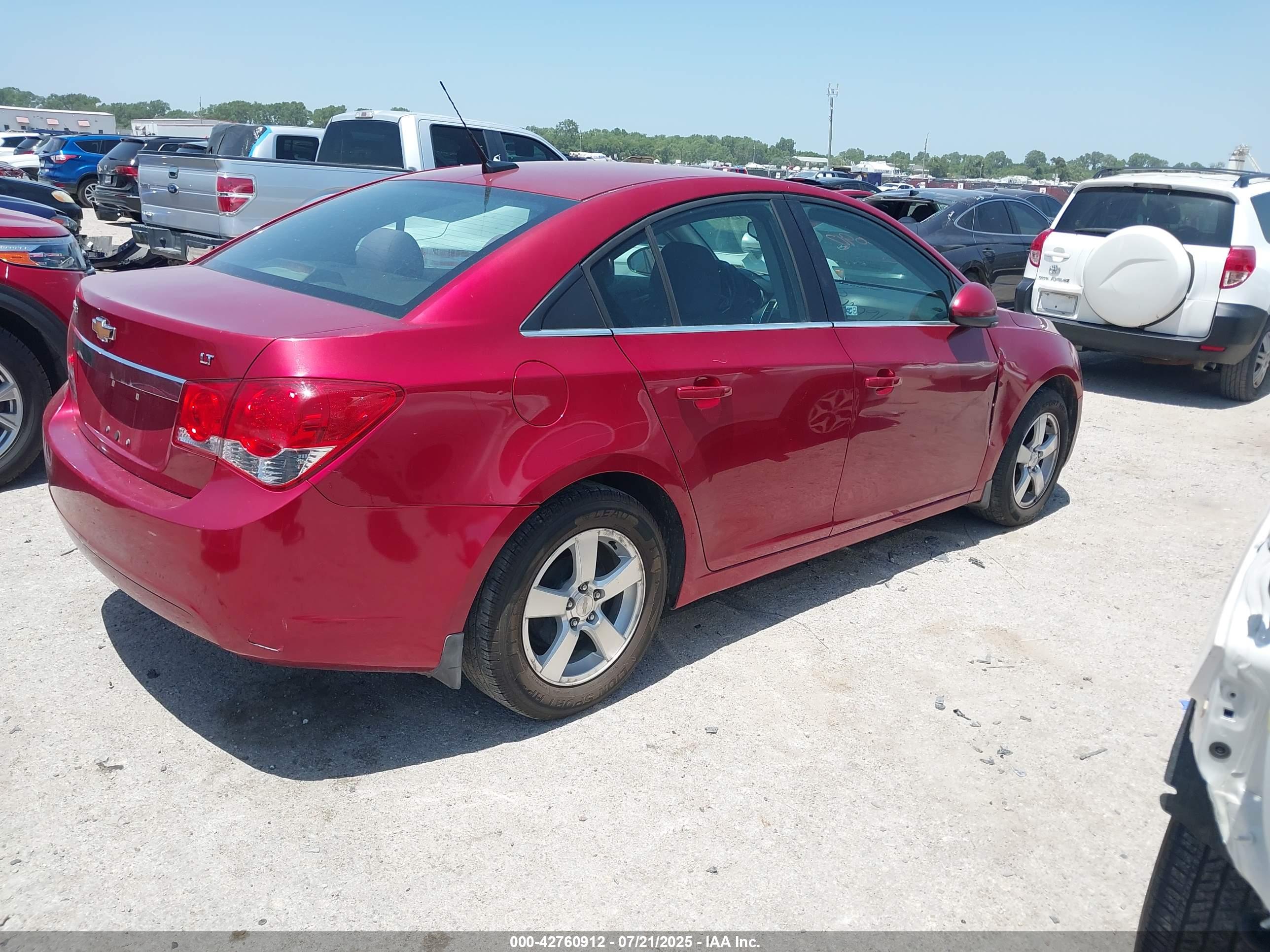 CHEVROLET CRUZE image 4