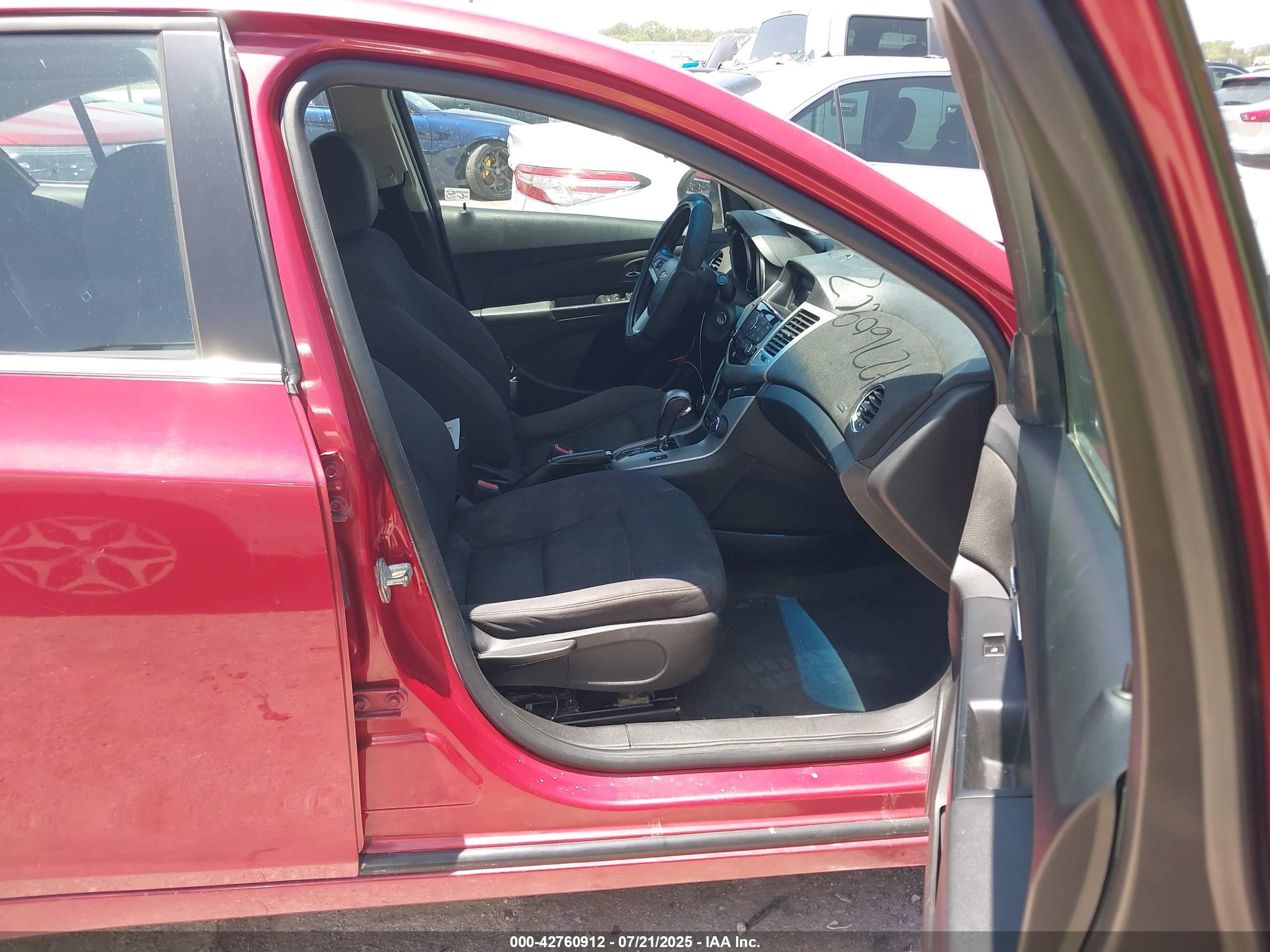 CHEVROLET CRUZE image 5