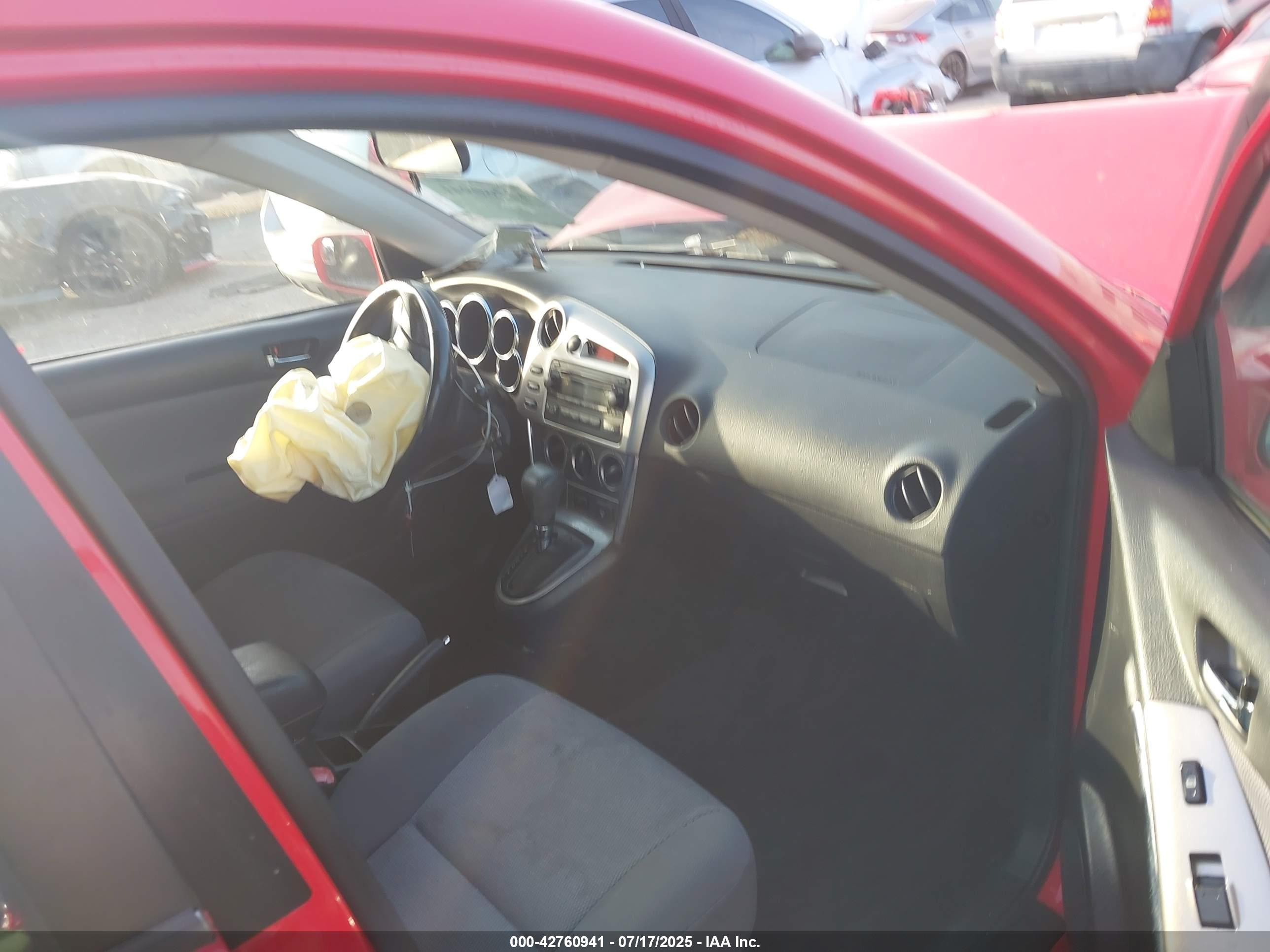 TOYOTA MATRIX image 5