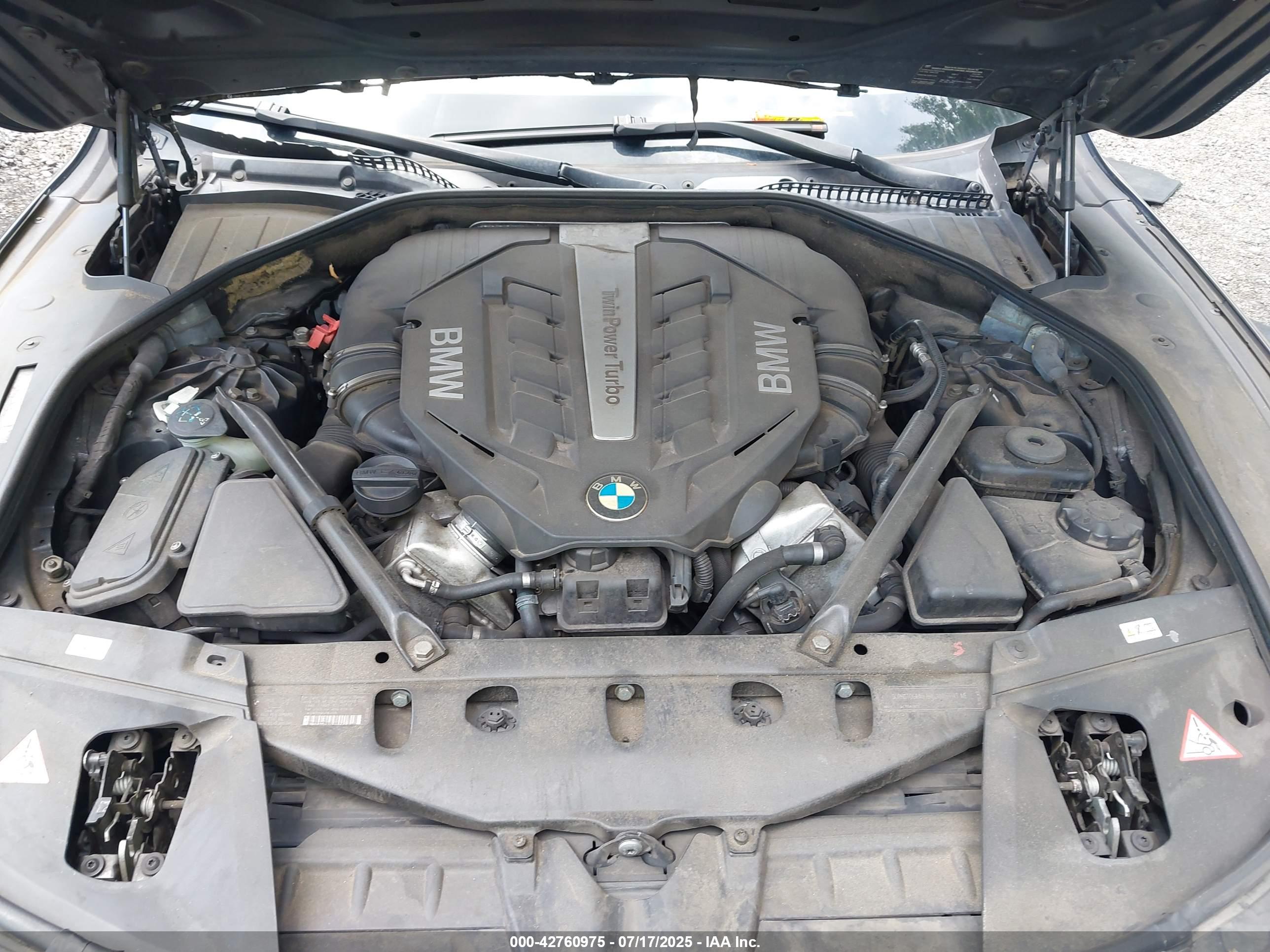 BMW 750LI image 10
