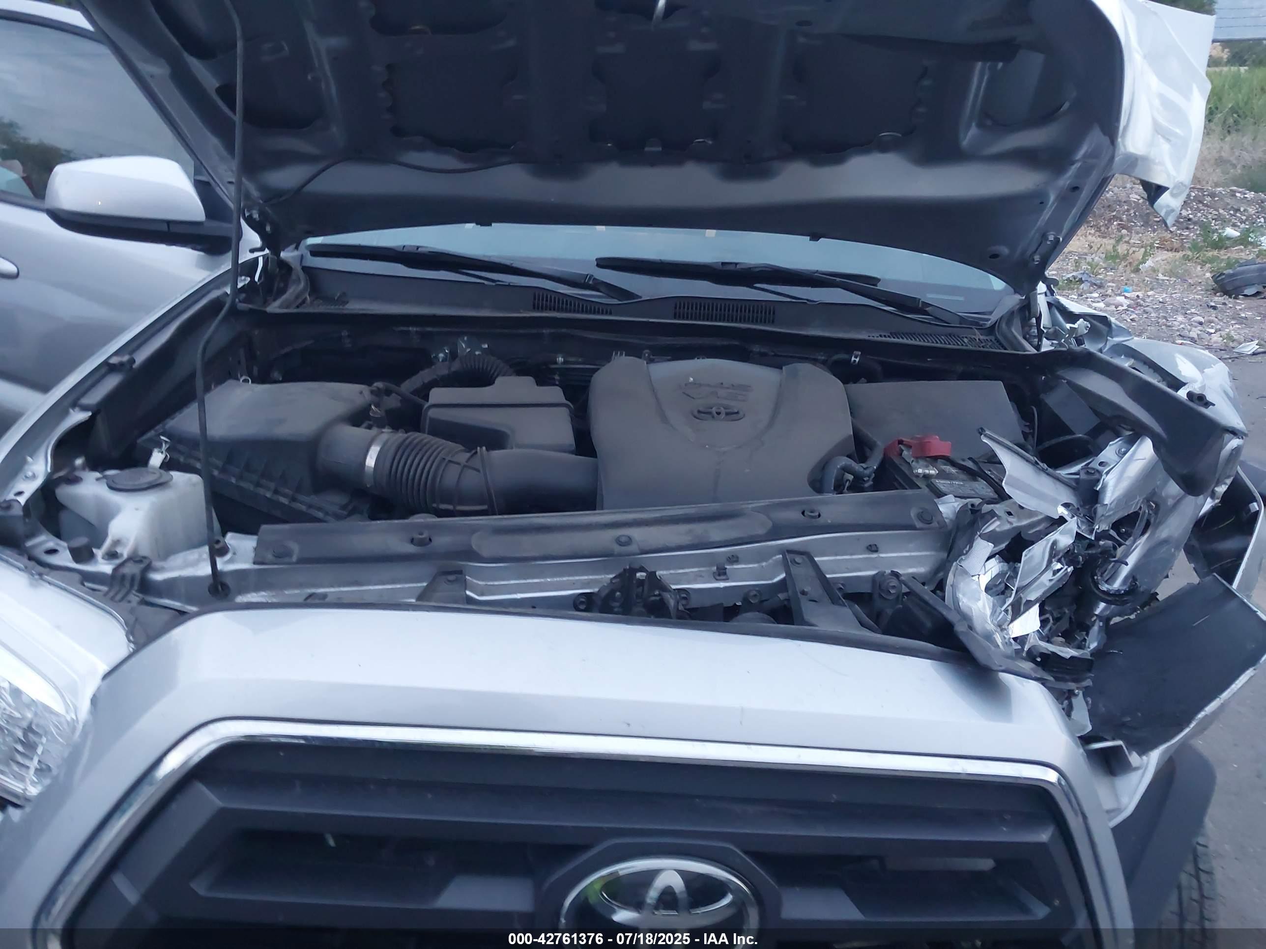 TOYOTA TACOMA image 10