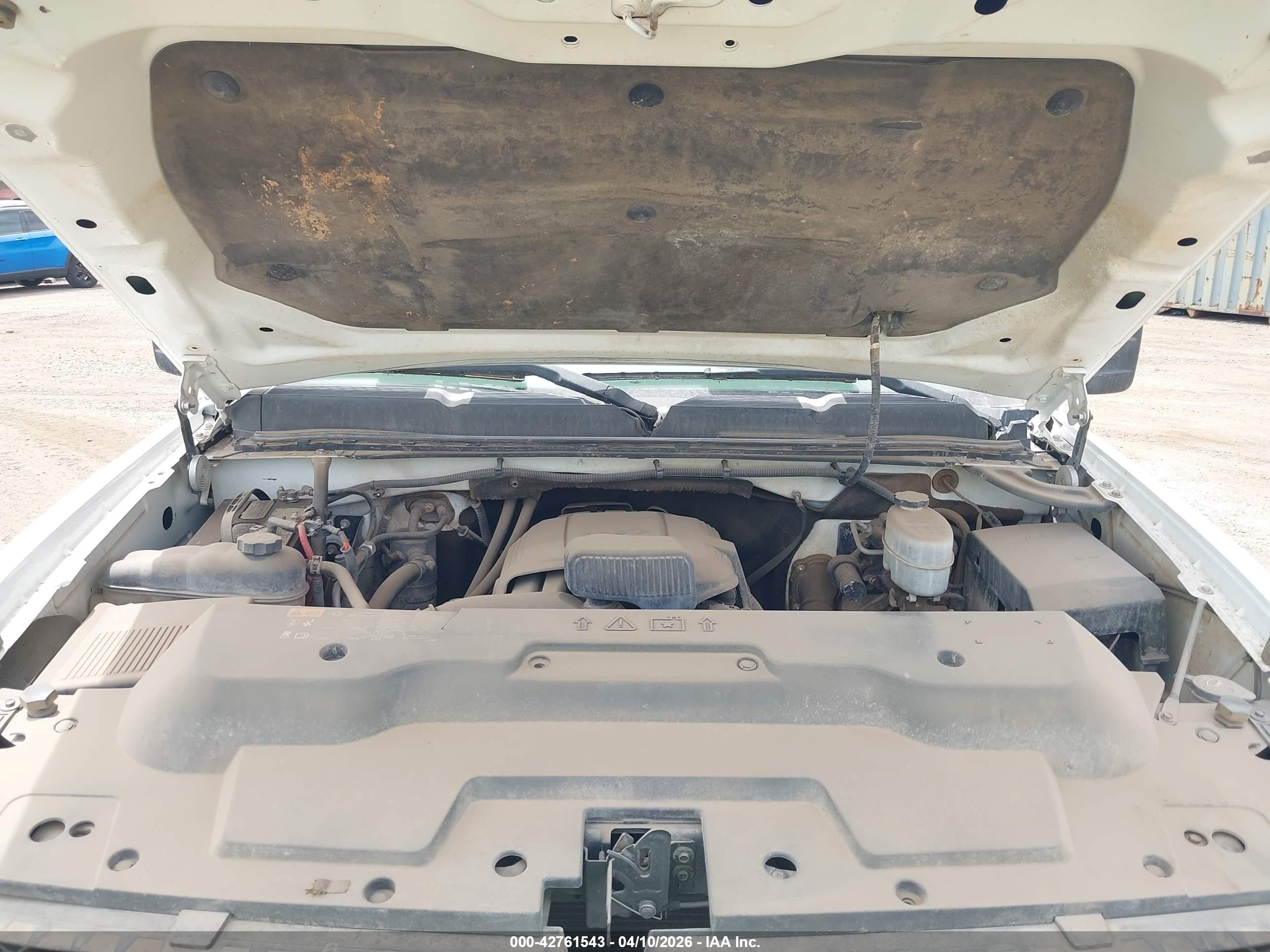 CHEVROLET SILVERADO image 10