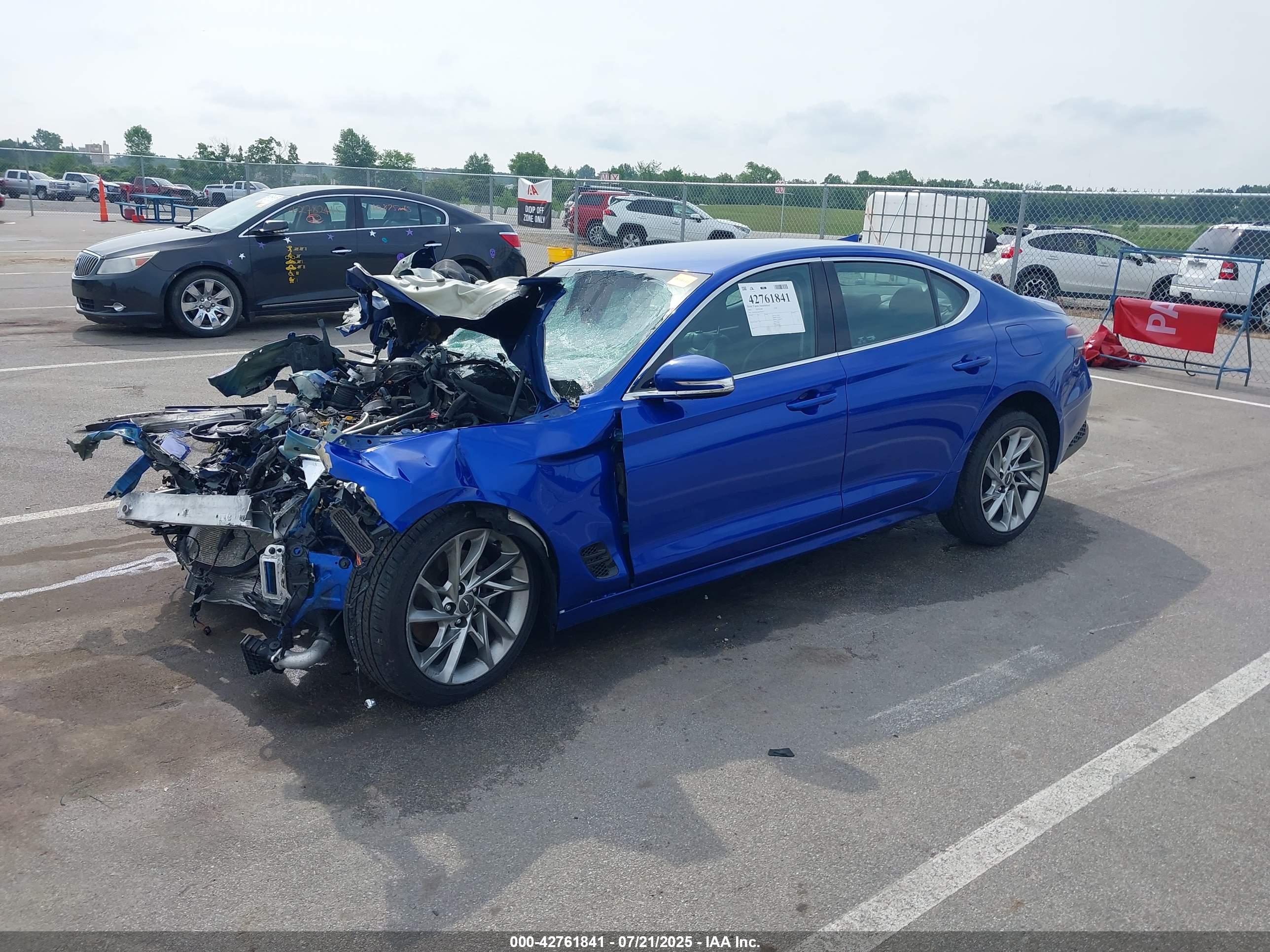 GENESIS G70 image 2