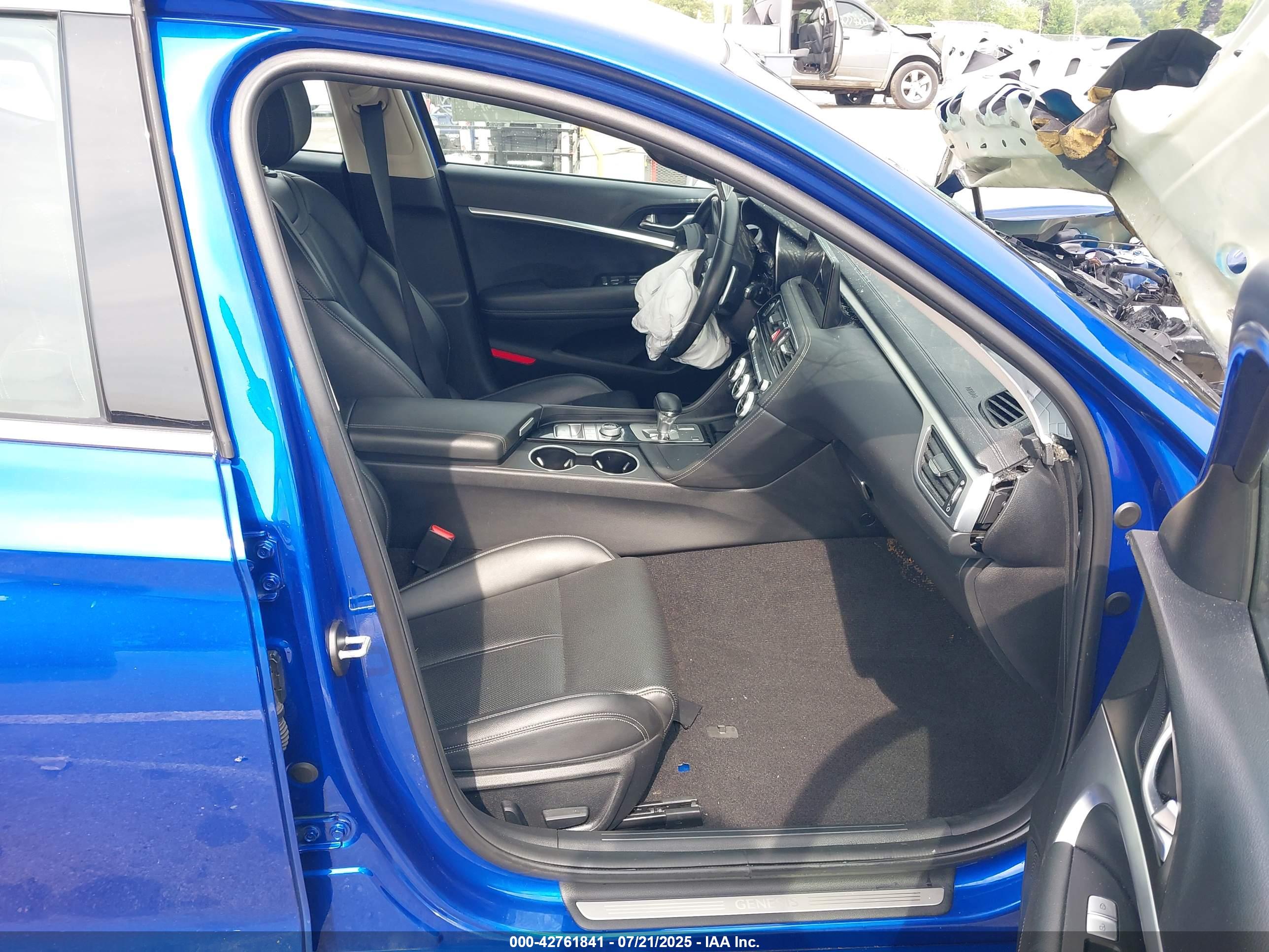 GENESIS G70 image 5