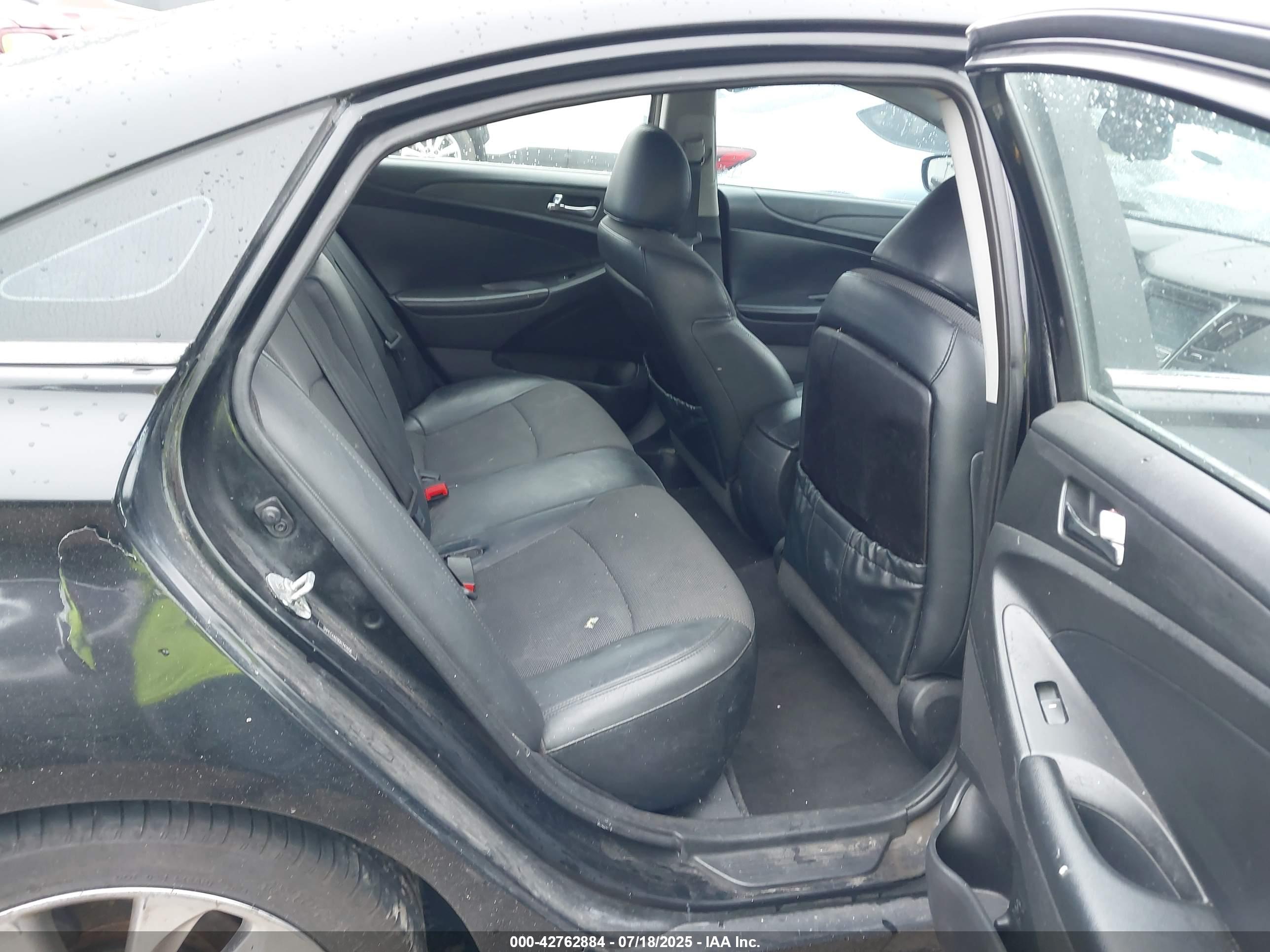 HYUNDAI SONATA image 8