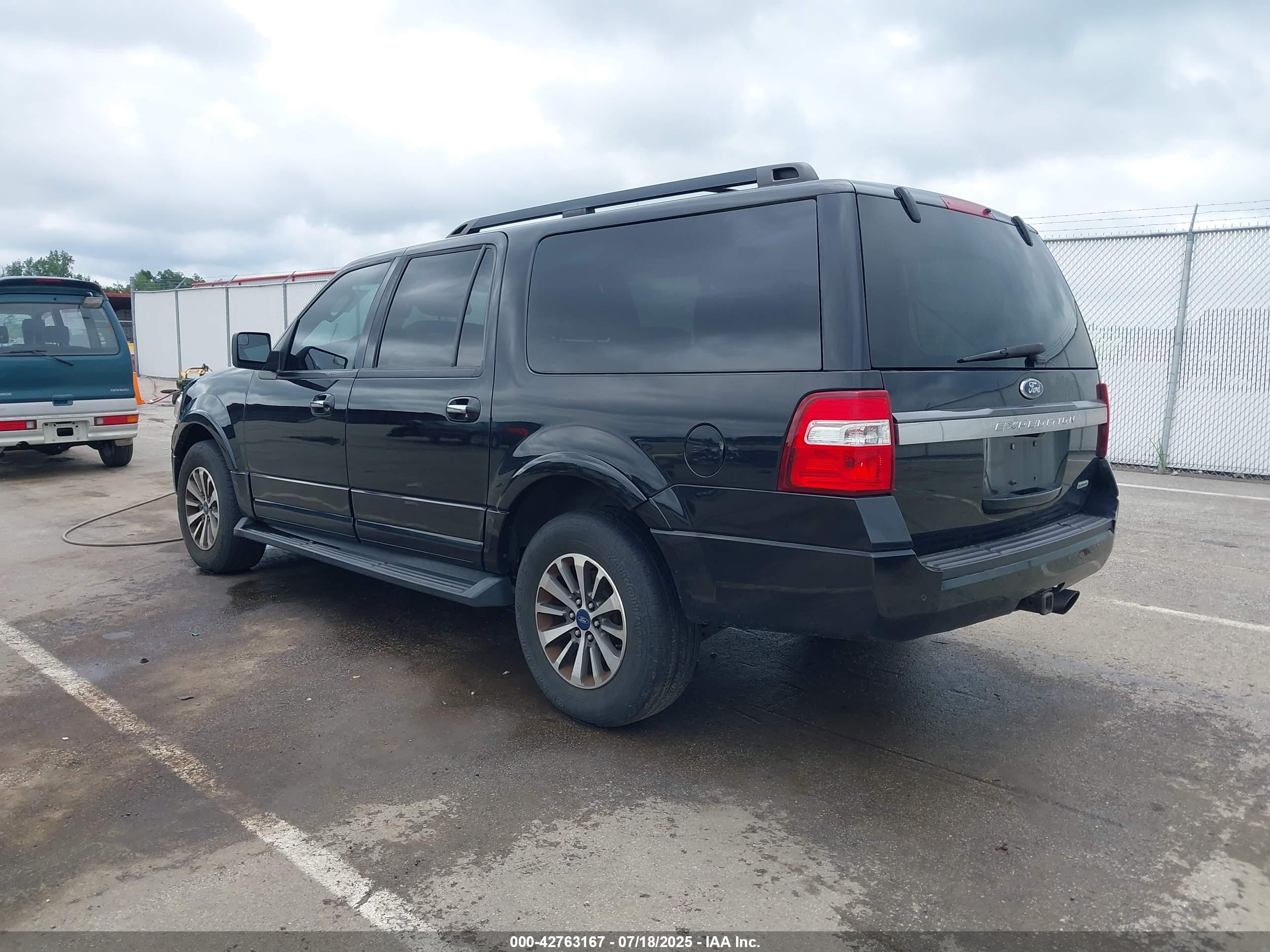FORD EXPEDITION image 3
