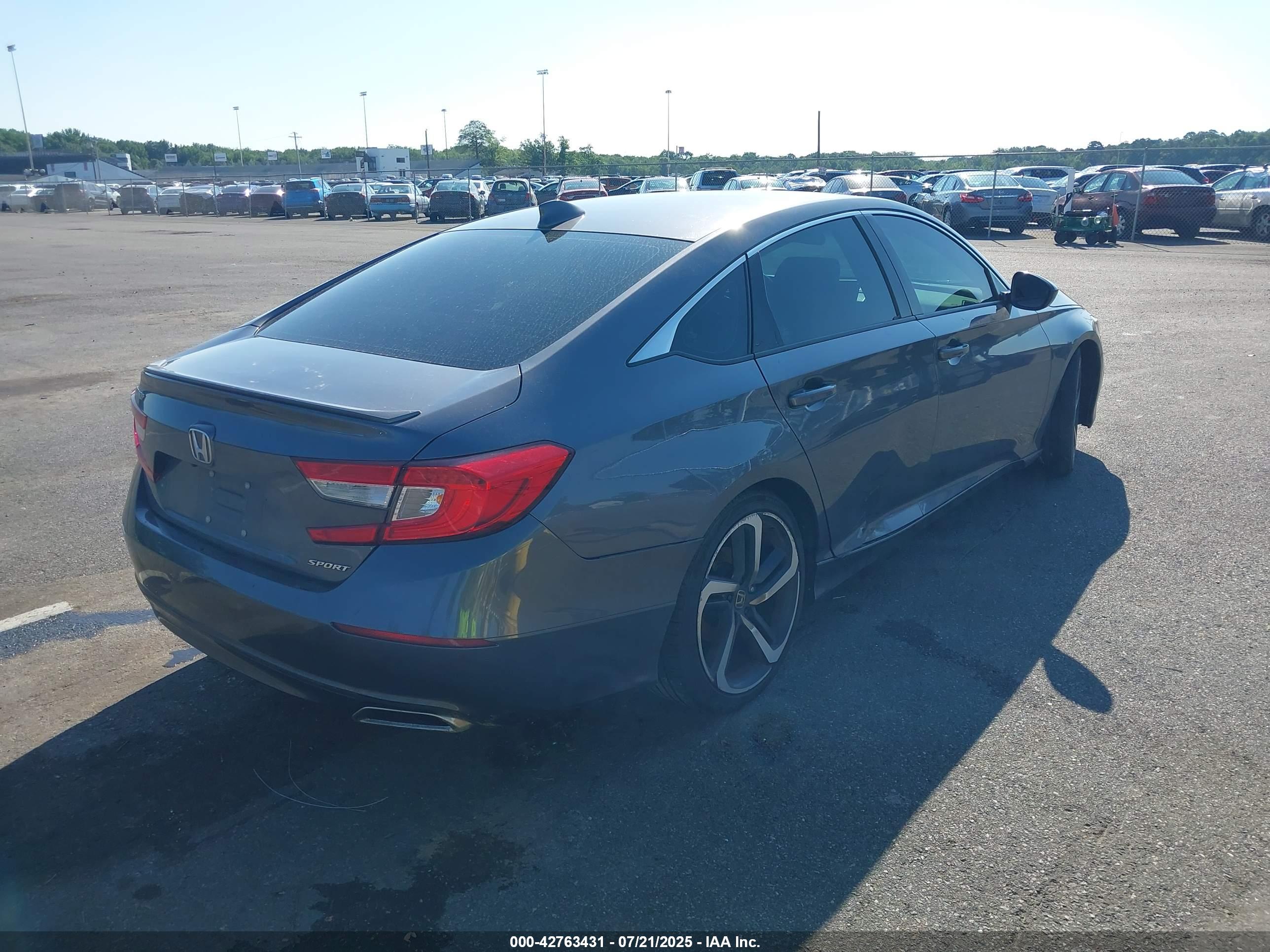 HONDA ACCORD image 4