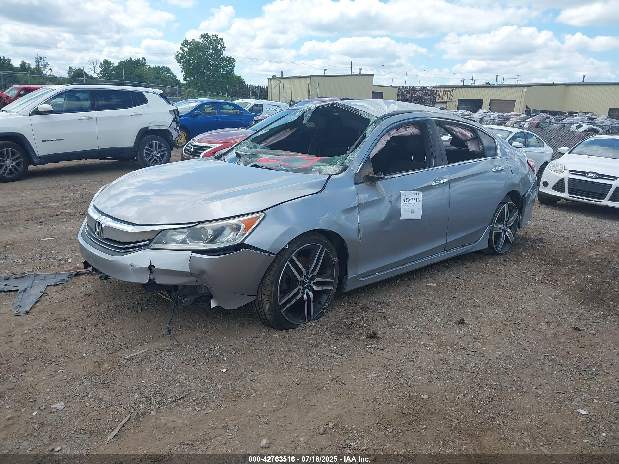 HONDA ACCORD image 2