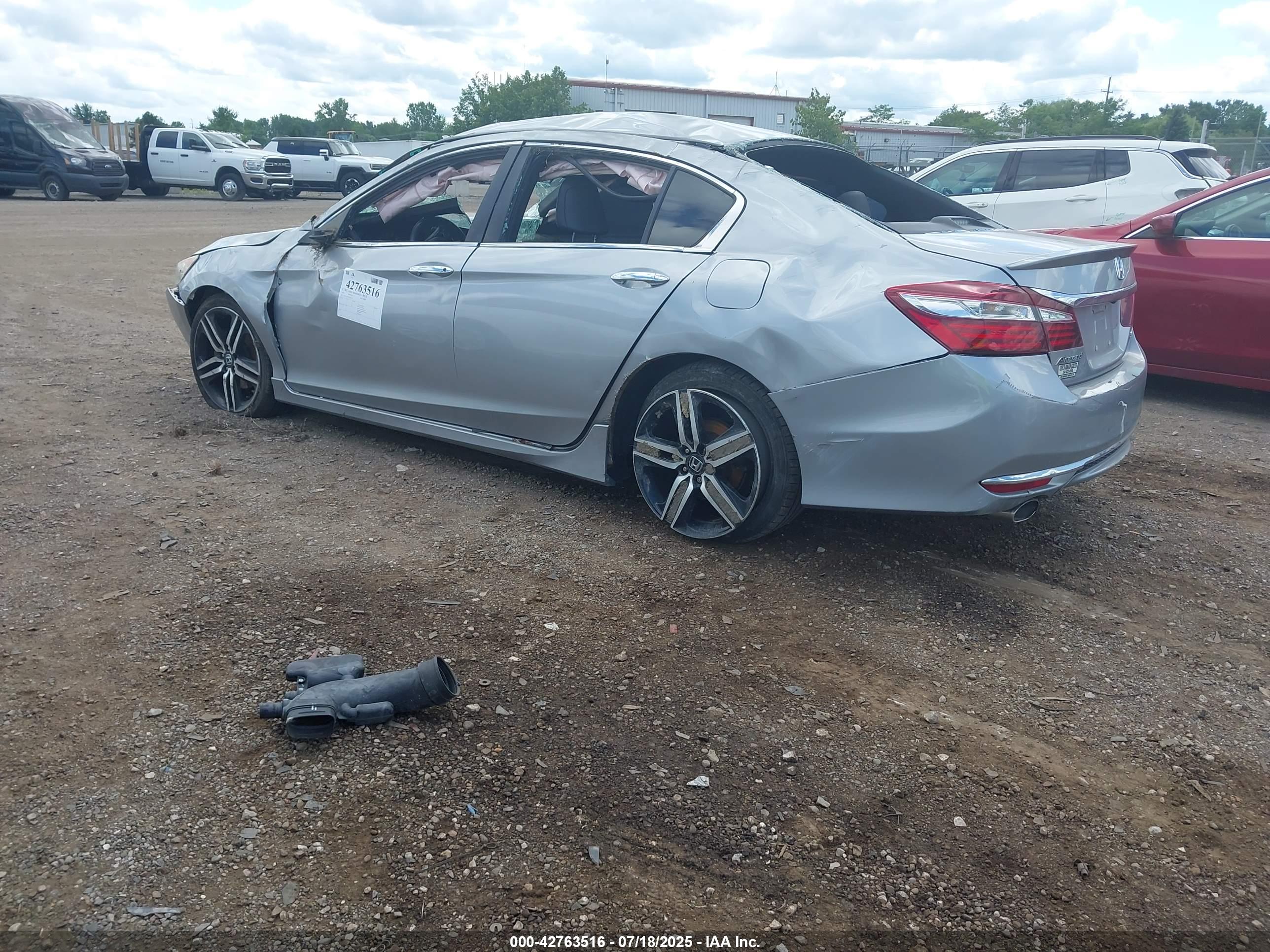 HONDA ACCORD image 3