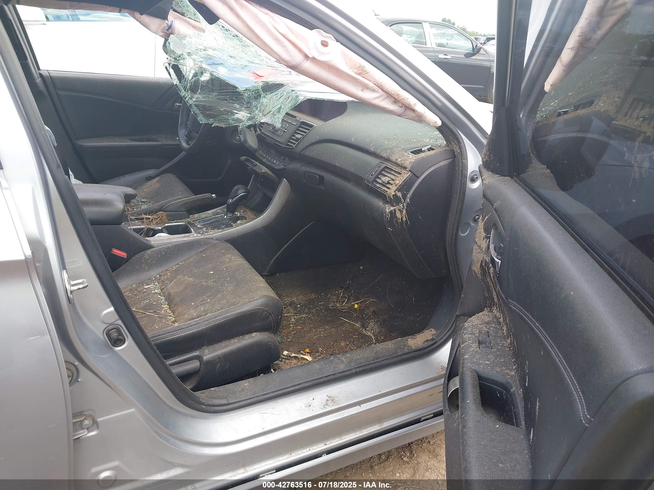HONDA ACCORD image 5
