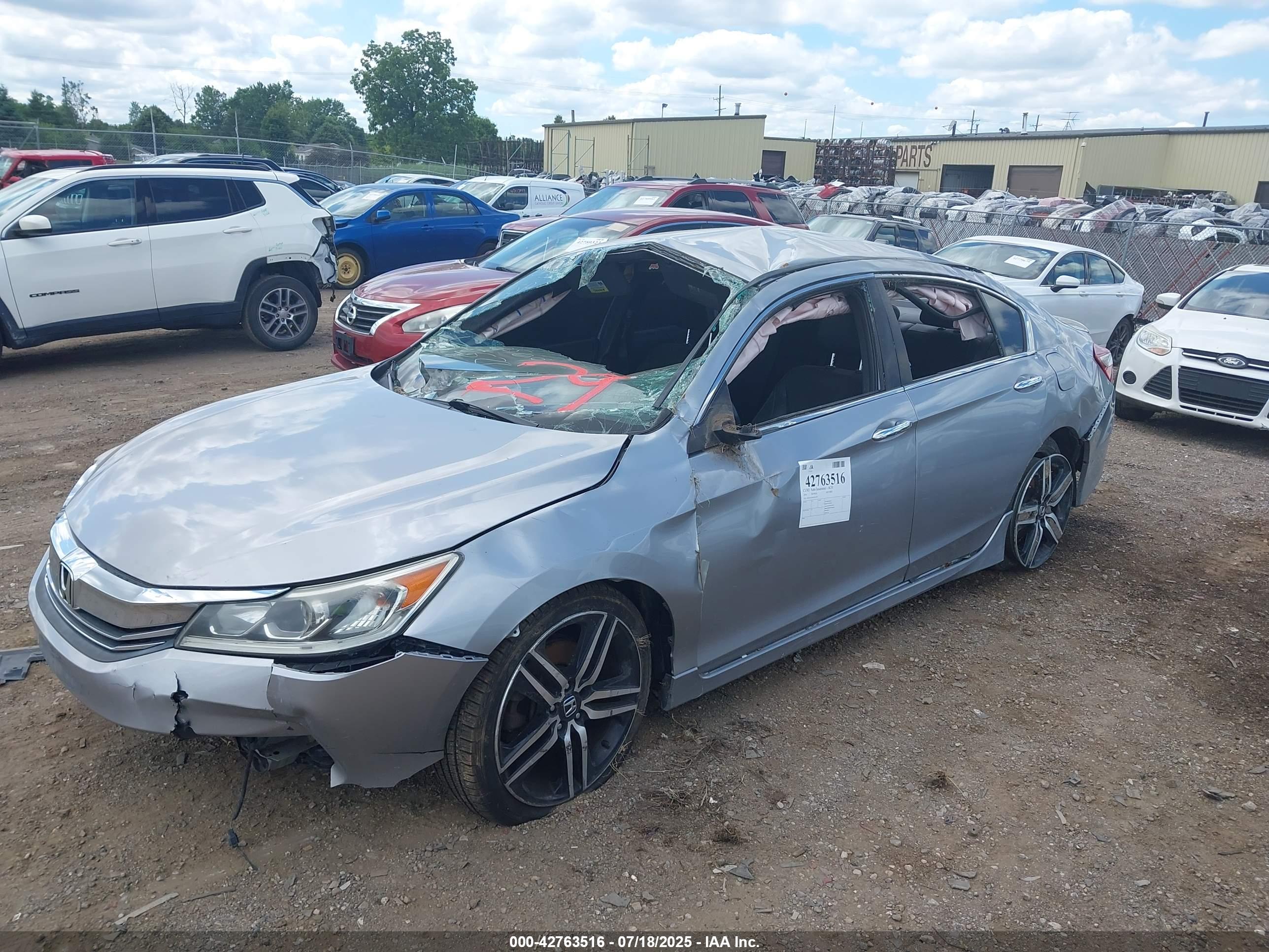 HONDA ACCORD image 6