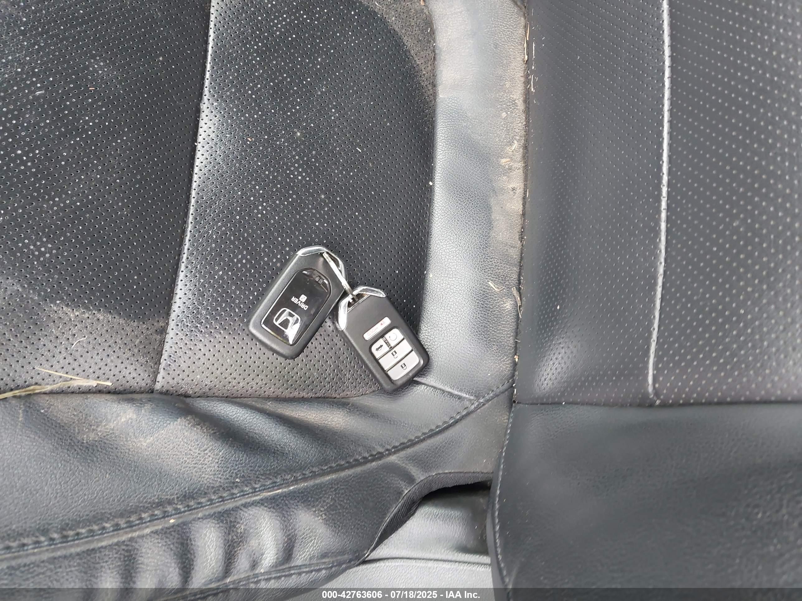 HONDA ACCORD image 11