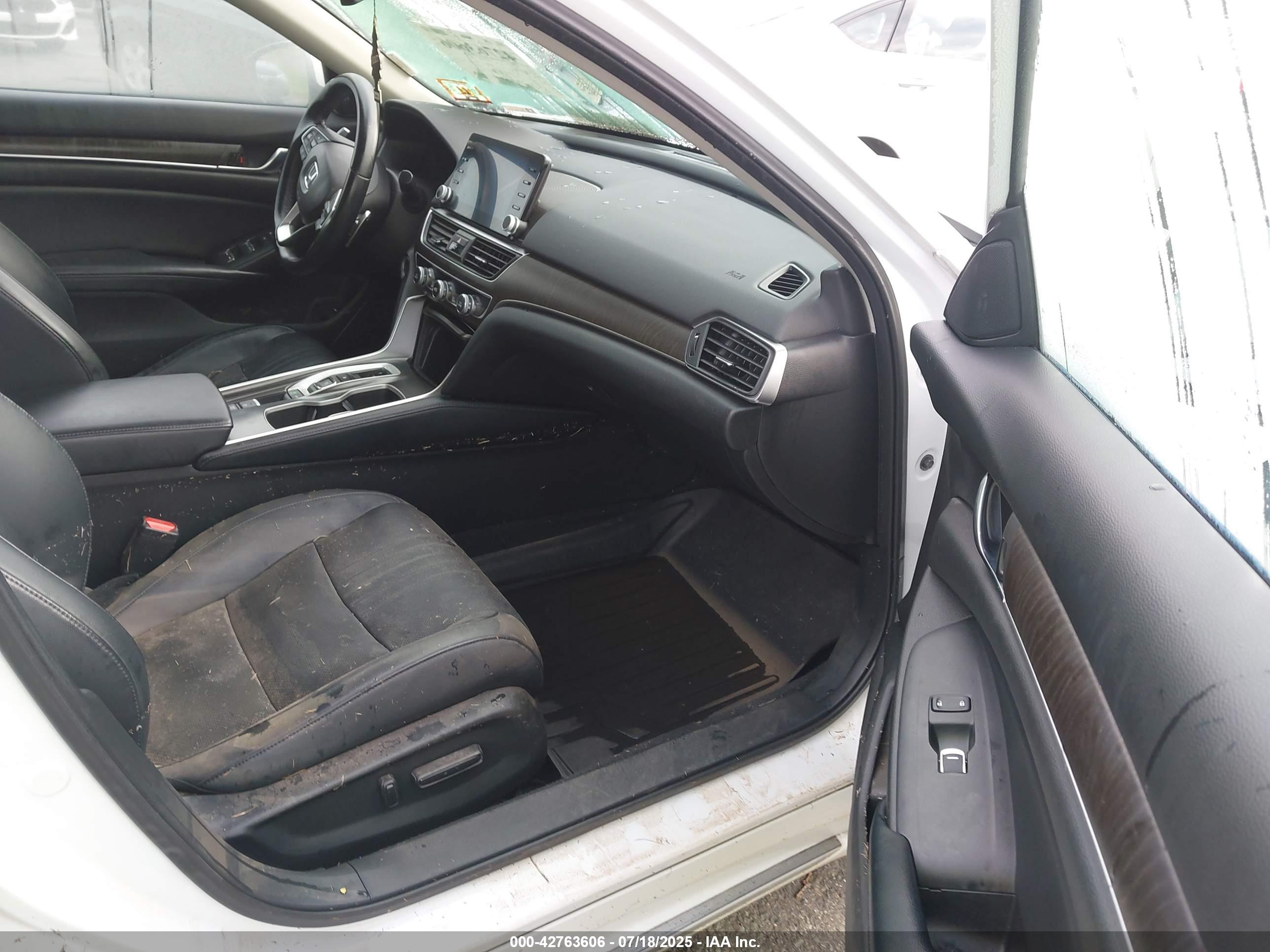 HONDA ACCORD image 5