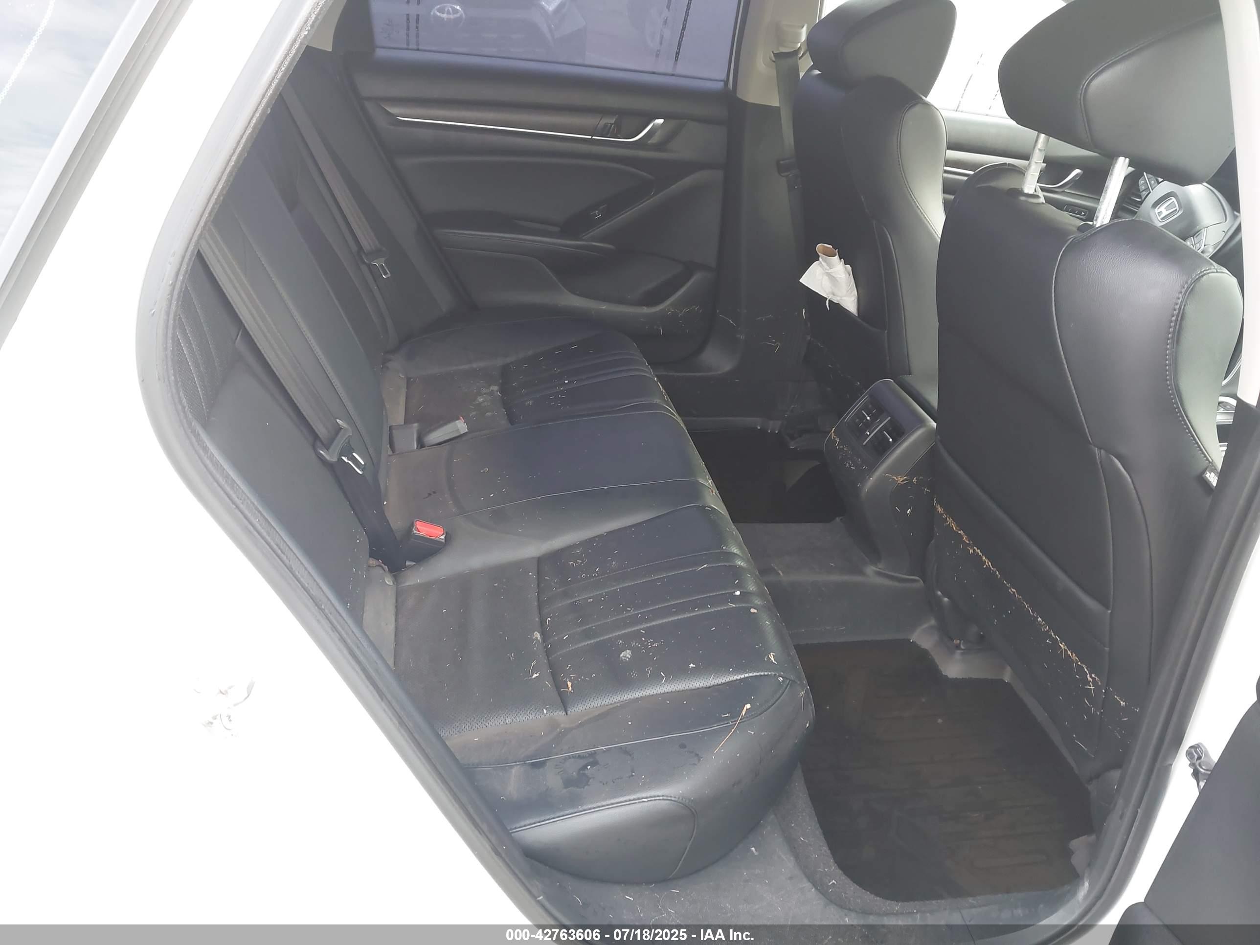 HONDA ACCORD image 8