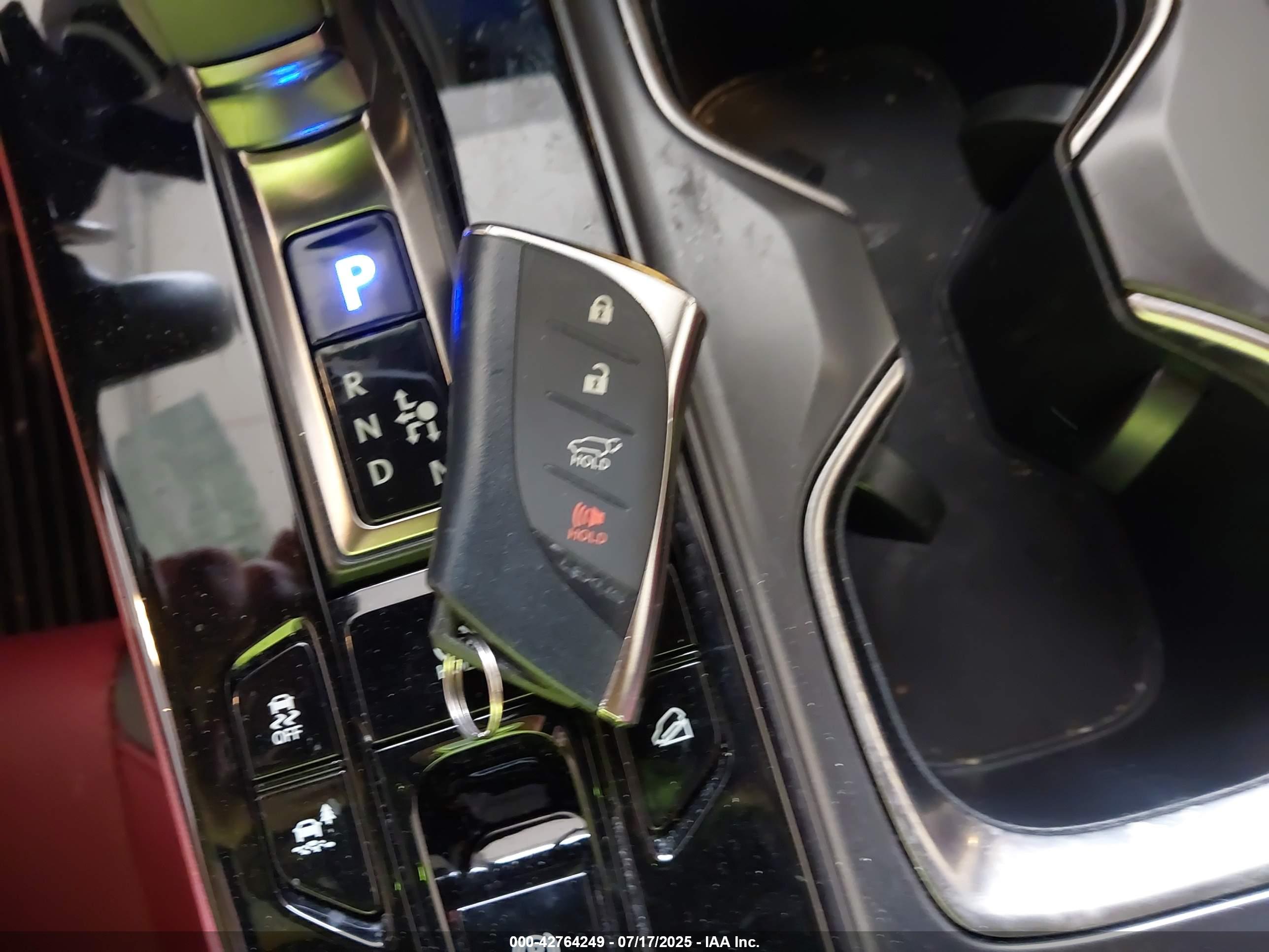LEXUS NX image 11