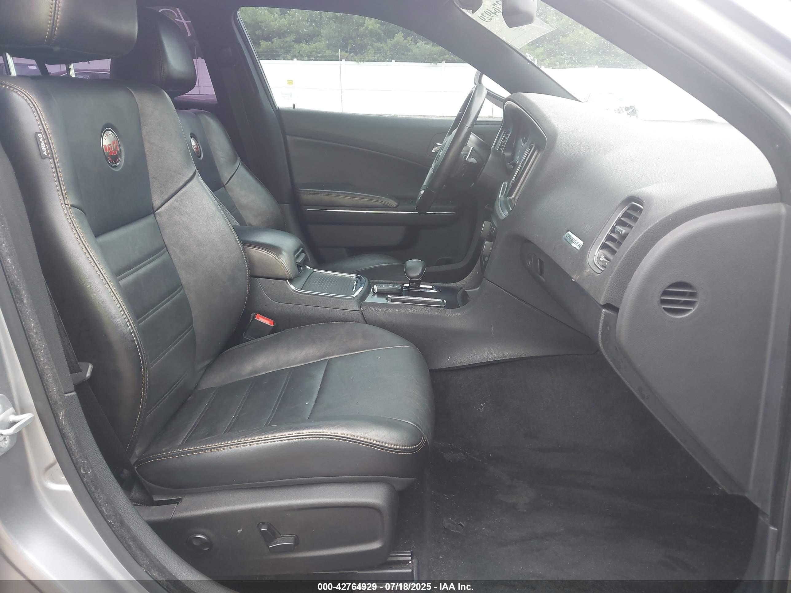 DODGE CHARGER image 5