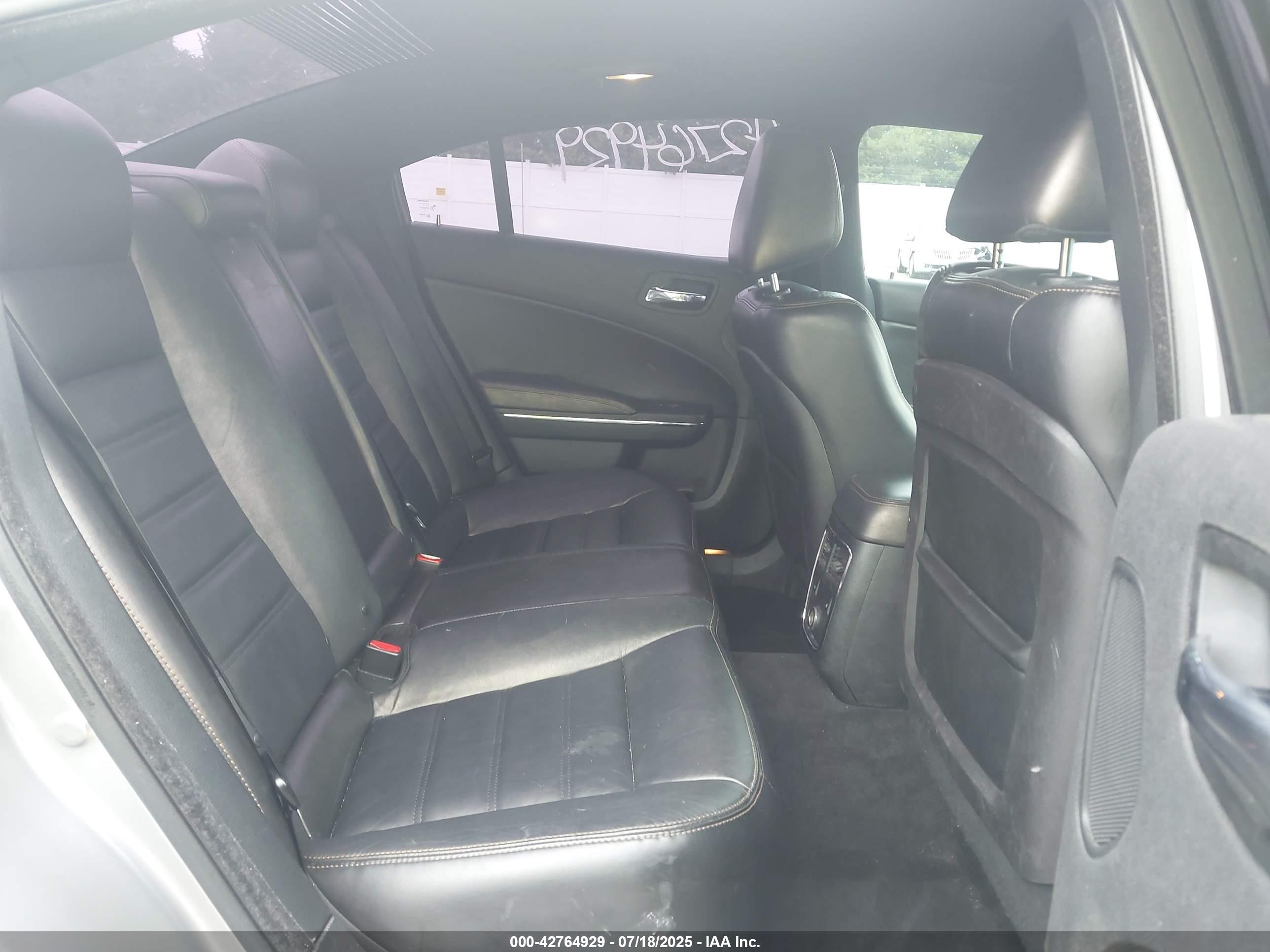 DODGE CHARGER image 8