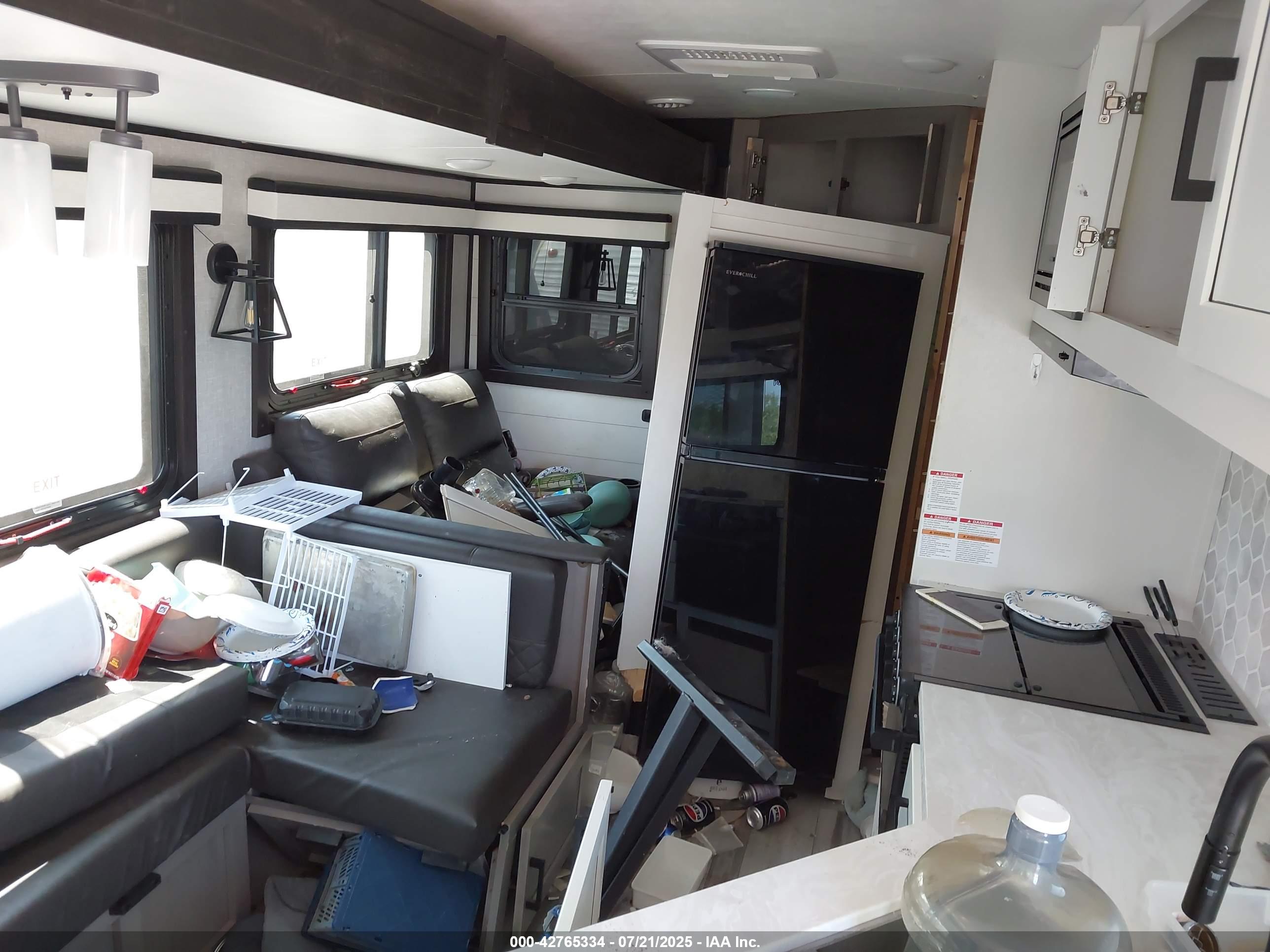 JAYCO WHITE image 5